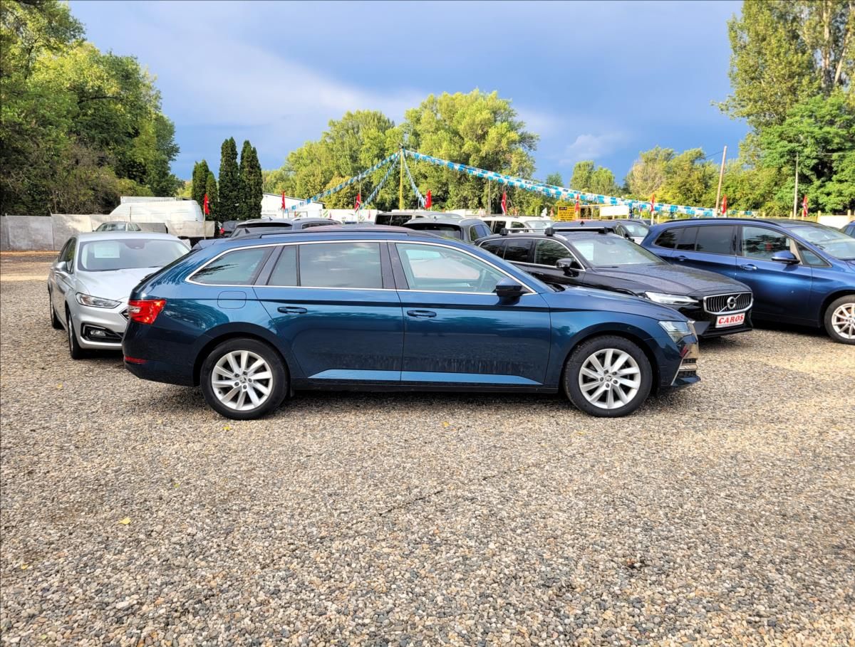 Škoda Superb, 1,4 TSI,PHEV,DSG,LED,NAVI,VÝHŘ - fotka 4