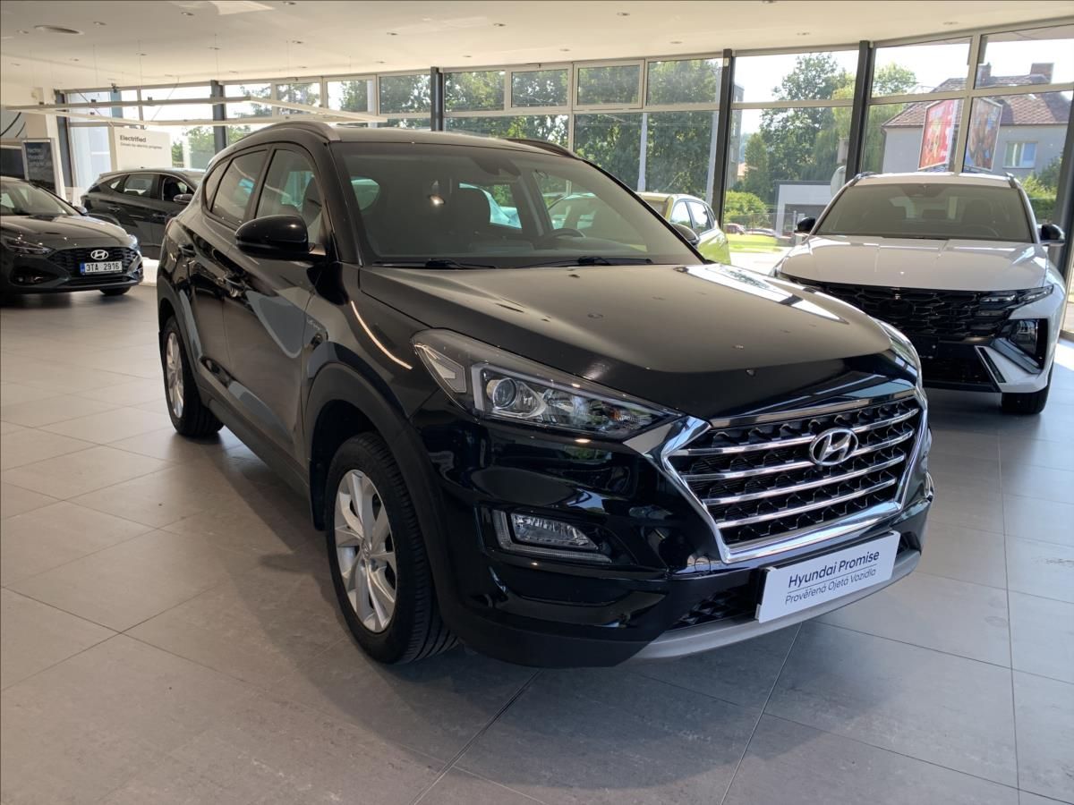 Hyundai Tucson, 1,6 CRDI MT IceBreaker, tažné - fotka 3