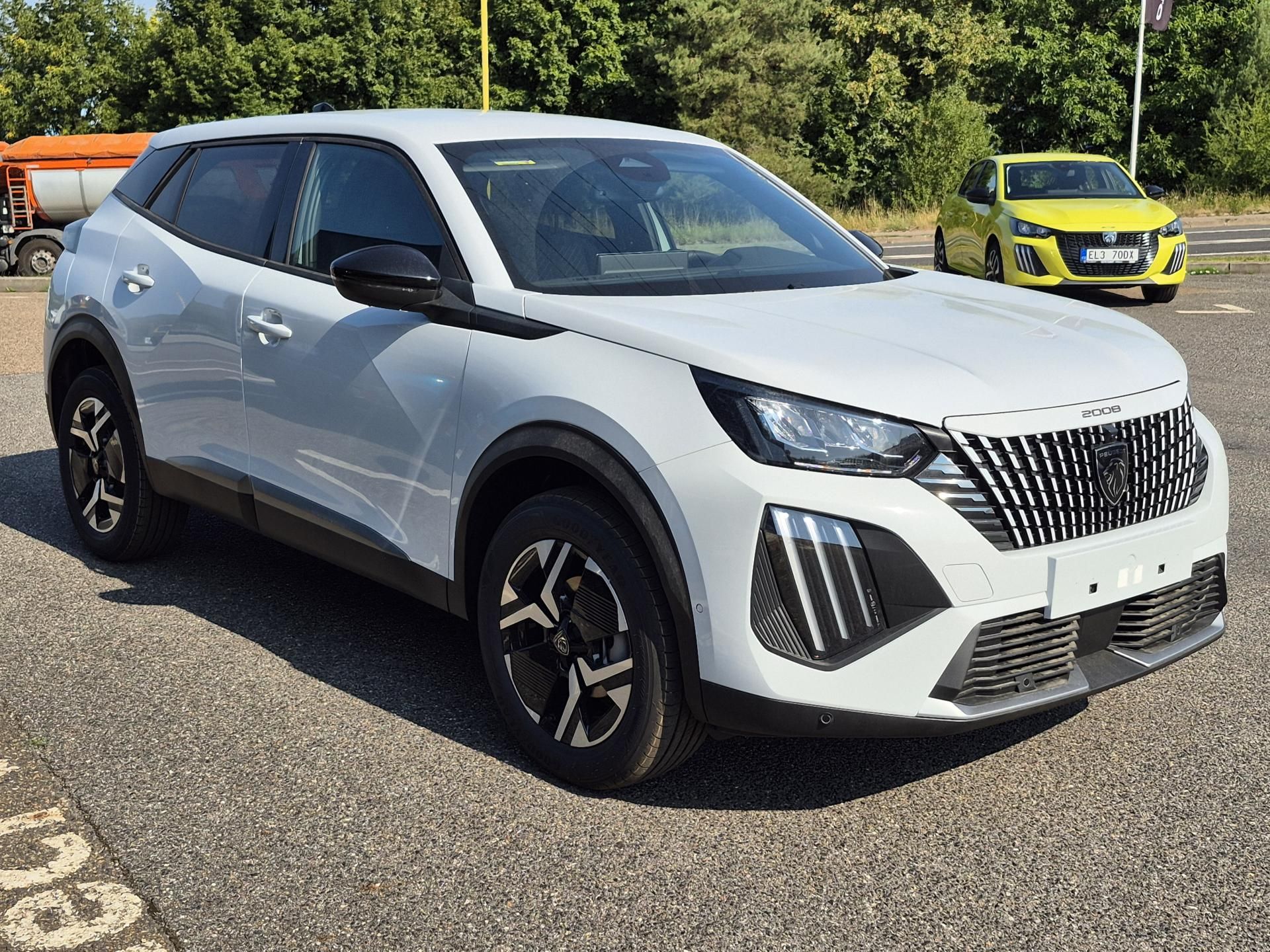 Peugeot 2008, ALLURE Turbo 100 MAN6 - fotka 6