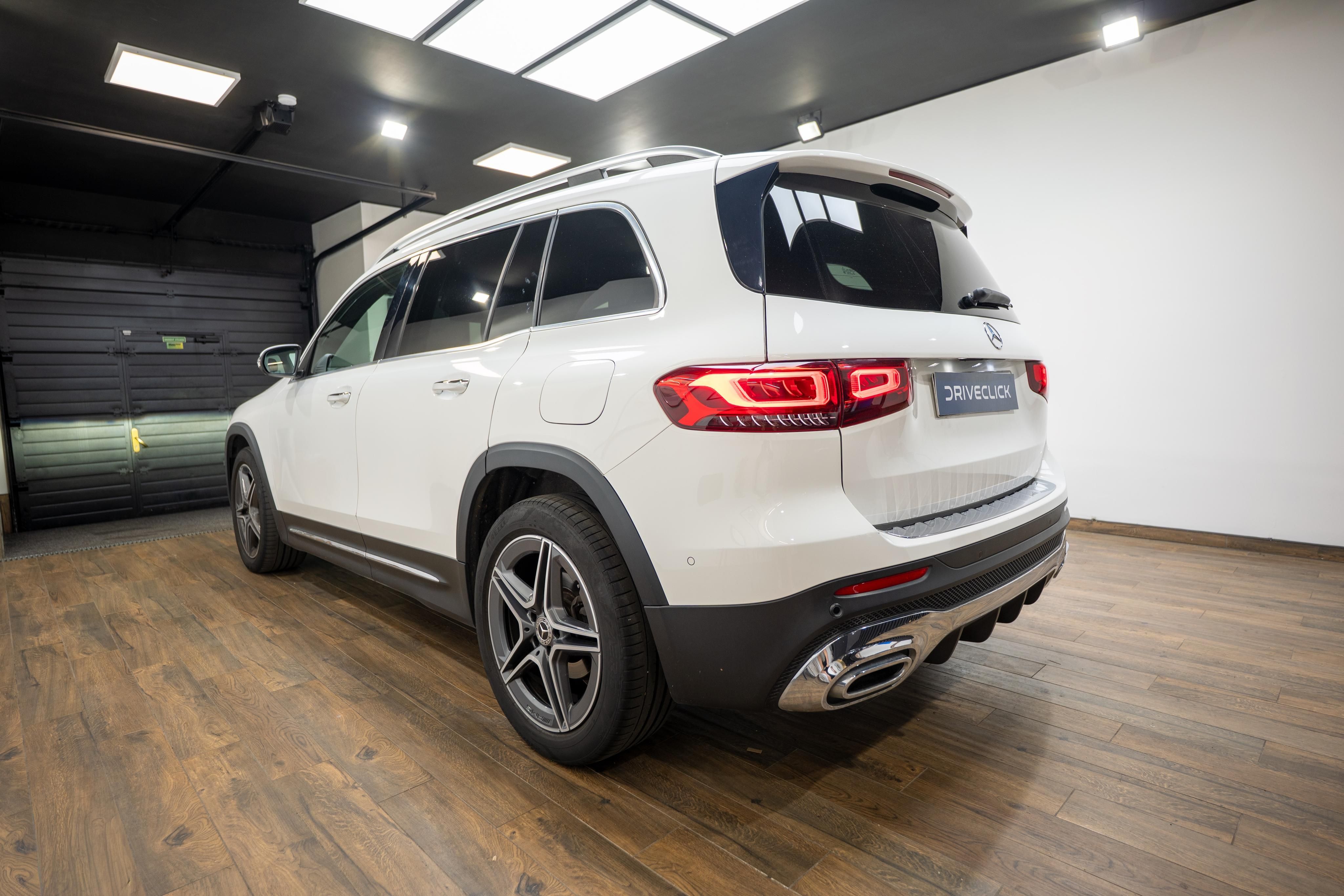 Mercedes-Benz GLB, 200d 4Matic AMG Packet - fotka 6
