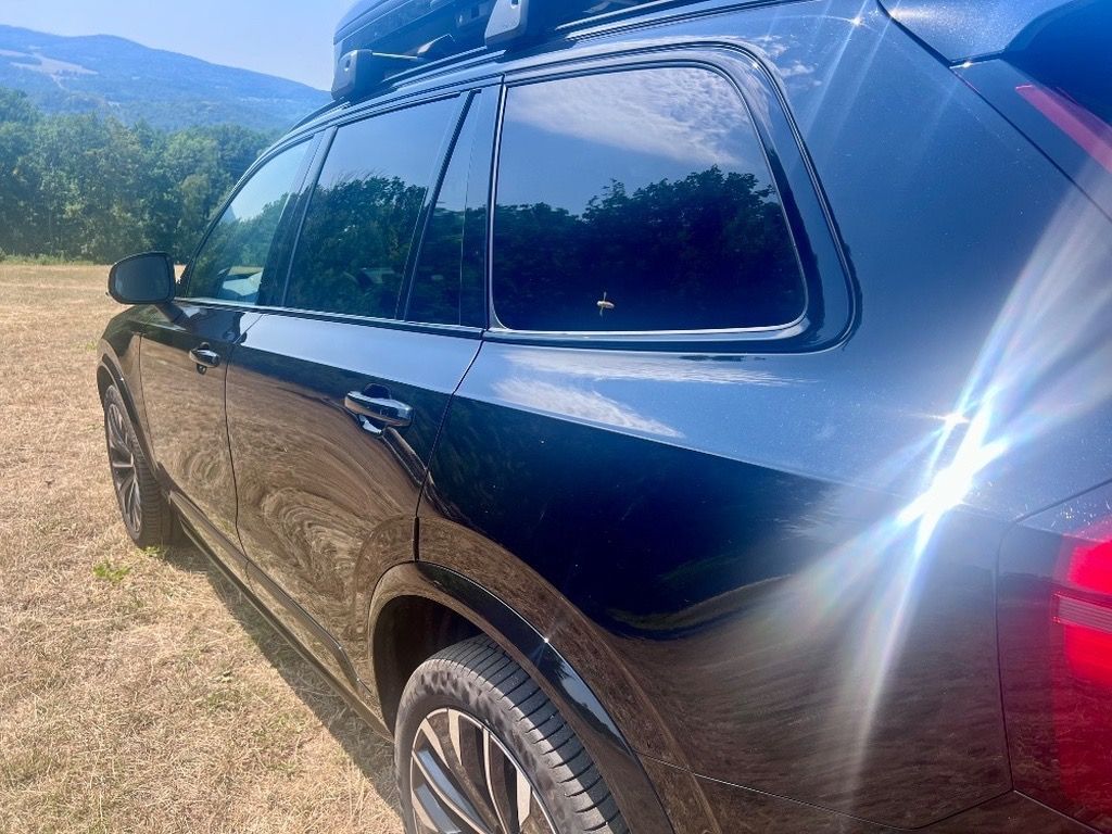 Volvo XC90, Volvo PLUS dark Mild Hybrid B5 - fotka 4