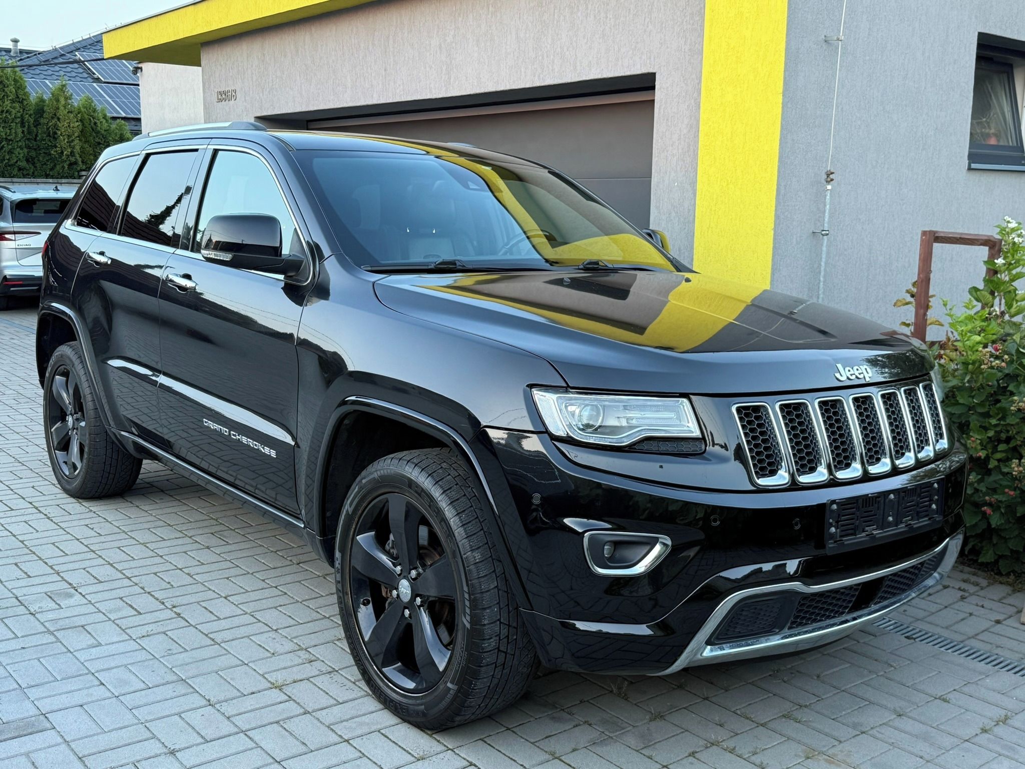Jeep Grand Cherokee, 3.0CRDi 184kW! OVERLAND!