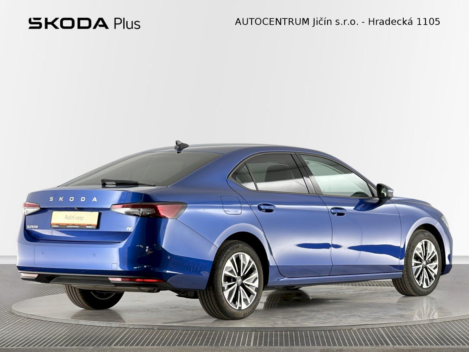 Škoda Superb, iV DSG 1.5TSI 150kW Selection - fotka 2