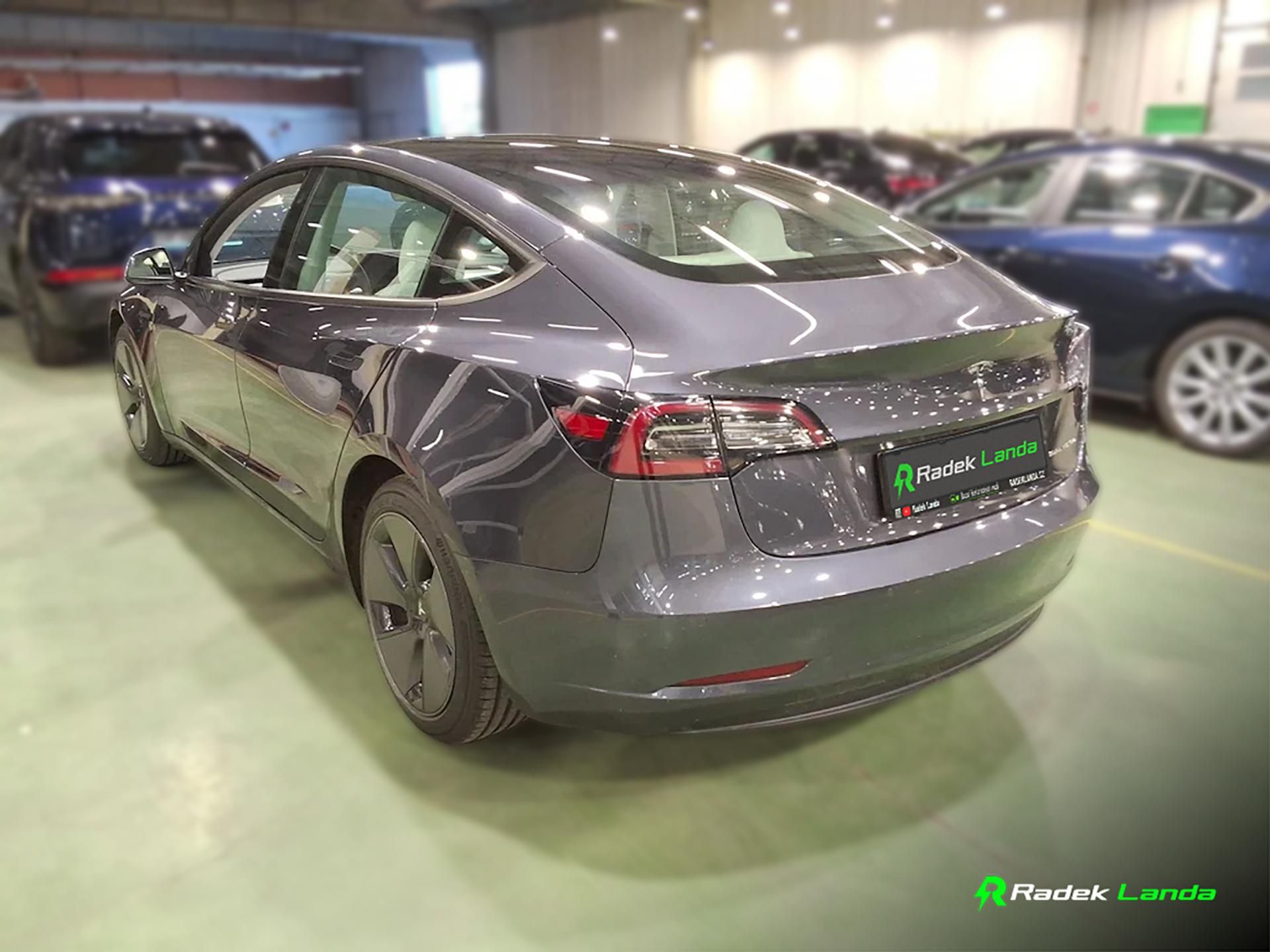 Tesla Model 3, LR AWD 75 kWh | Bílý interiér - fotka 2
