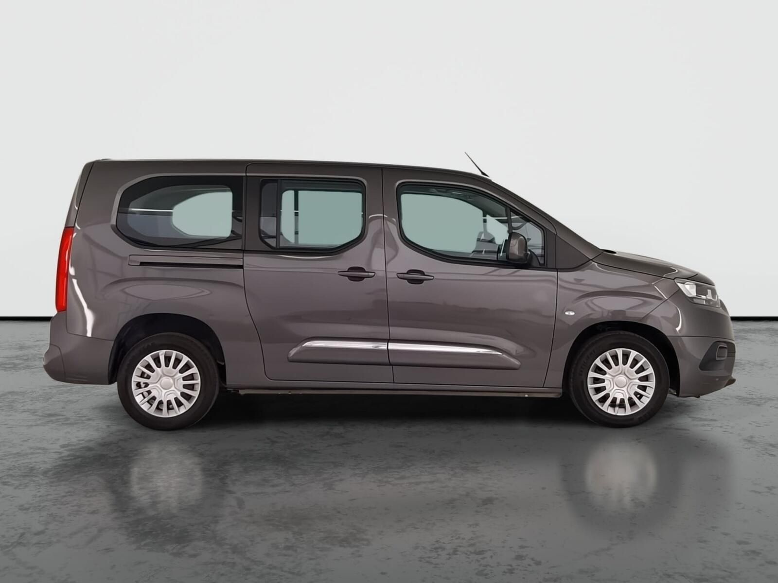 Toyota Proace City Verso, Maxi 1.2 T, 7Míst, Klima, 1Maj - fotka 6