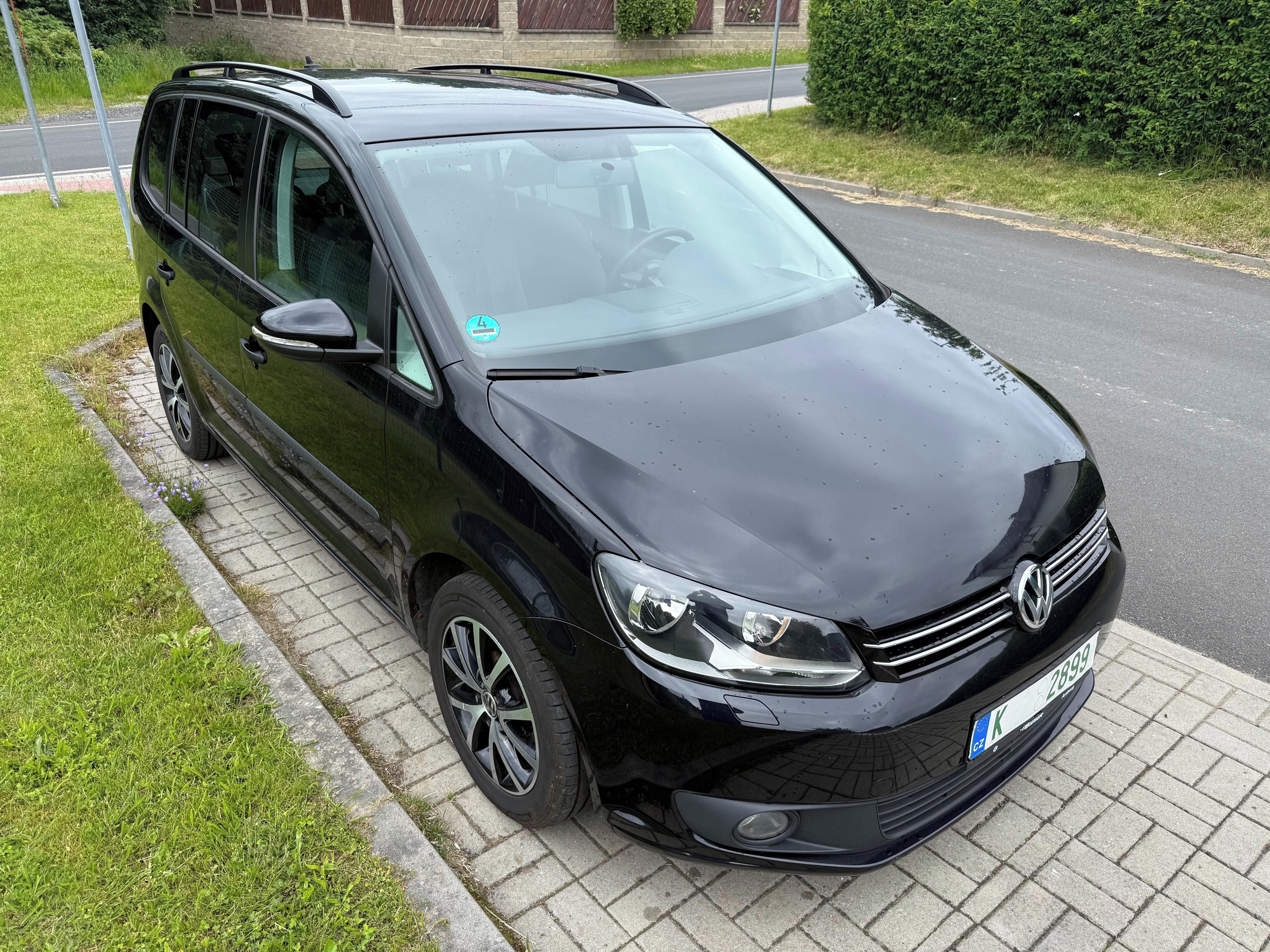 Volkswagen Touran, nová STK, servis jen VW - fotka 3