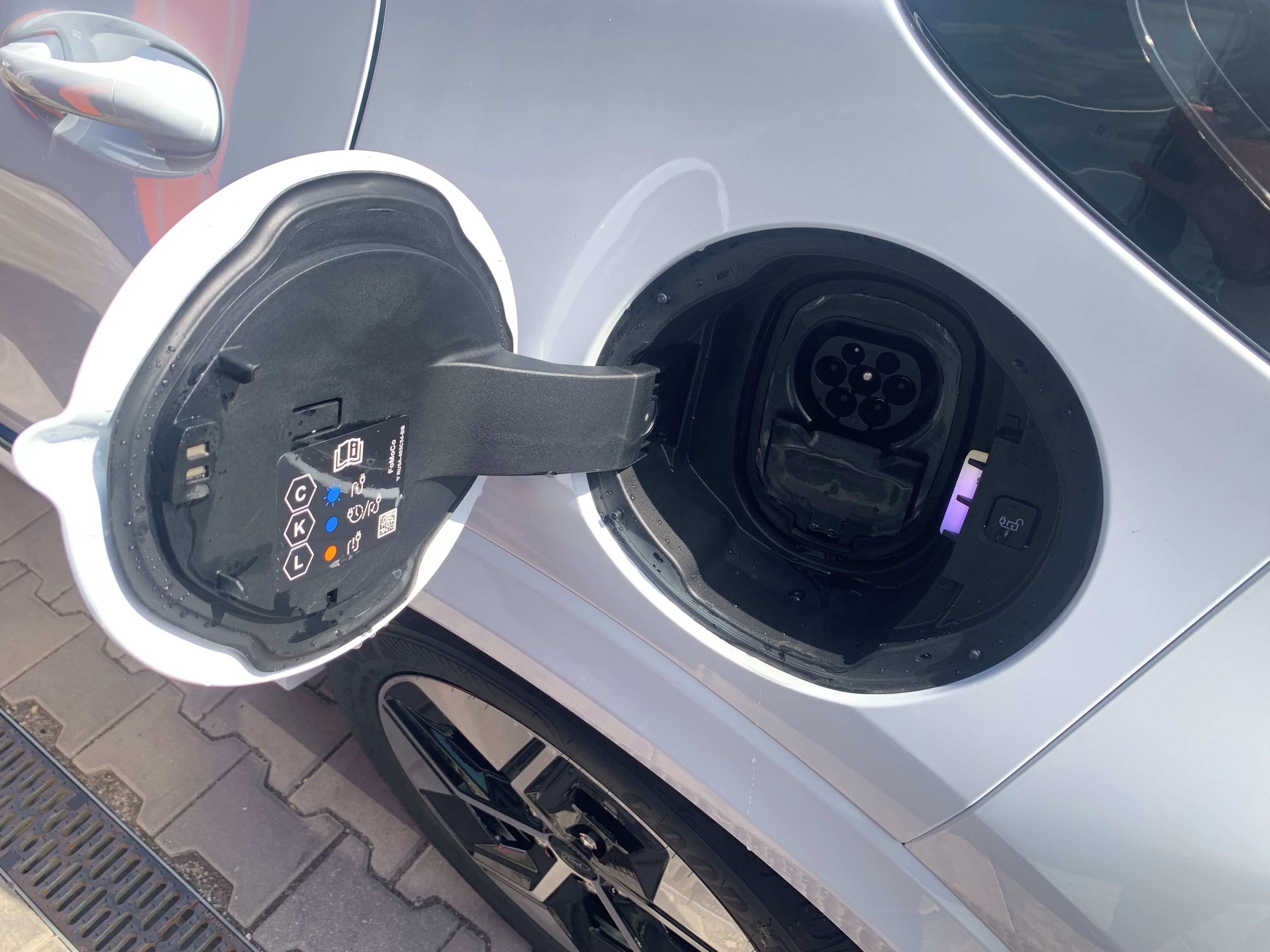 Ford Puma, SELECT 46,8 kWh 123 kW - fotka 5