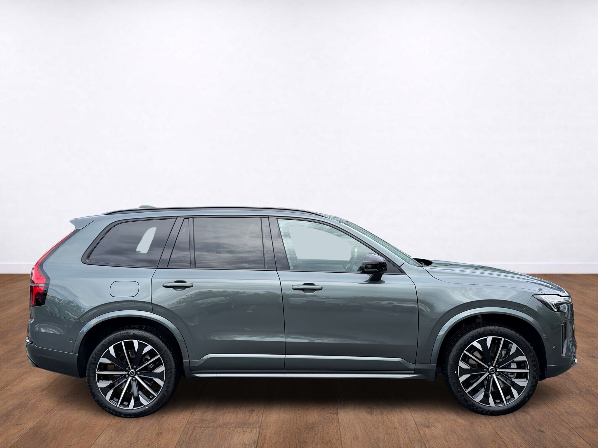 Volvo XC90, PLUS DARK T8, 360°, VZDUCH - fotka 5