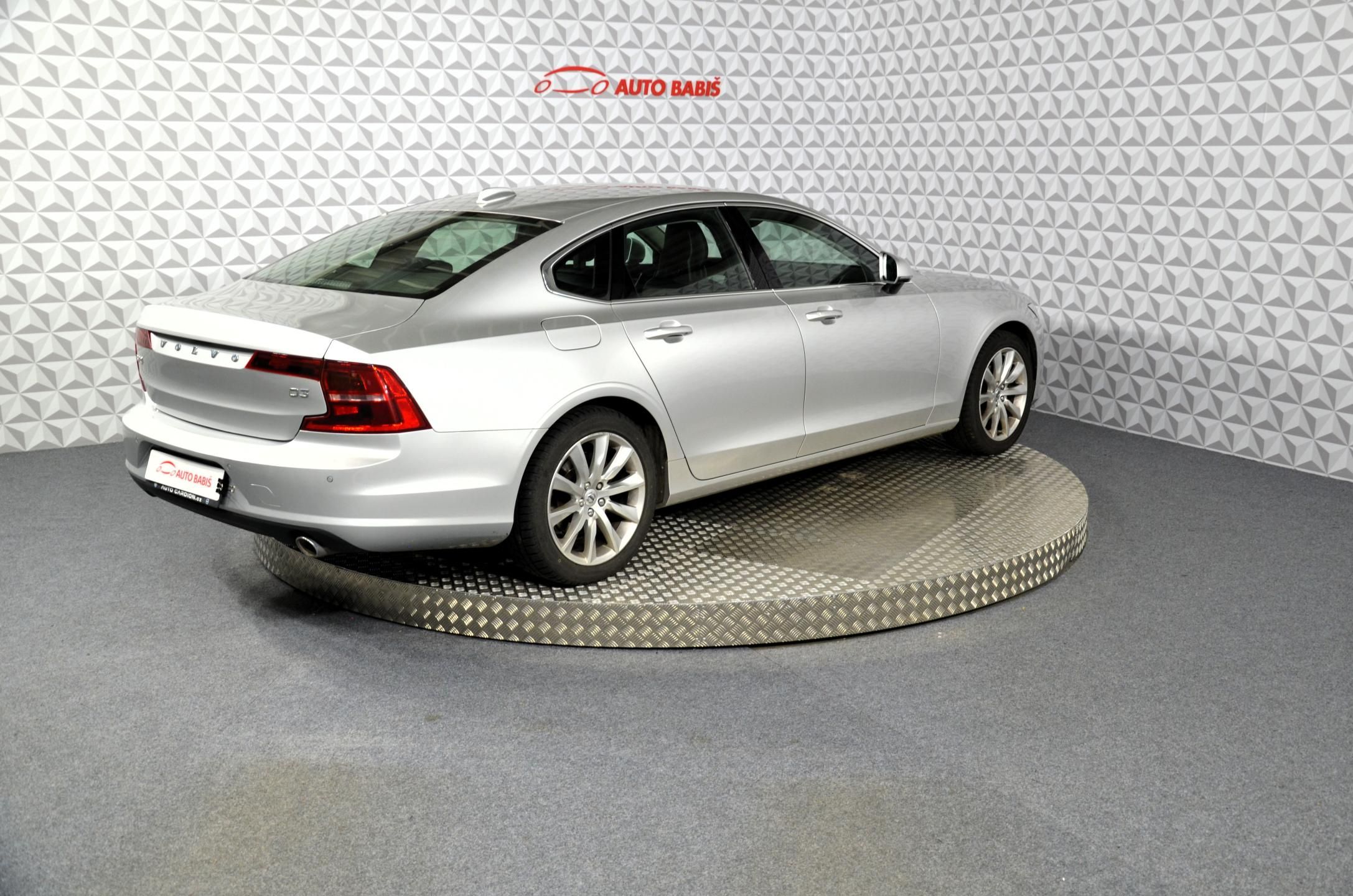 Volvo S90, D3 - fotka 5