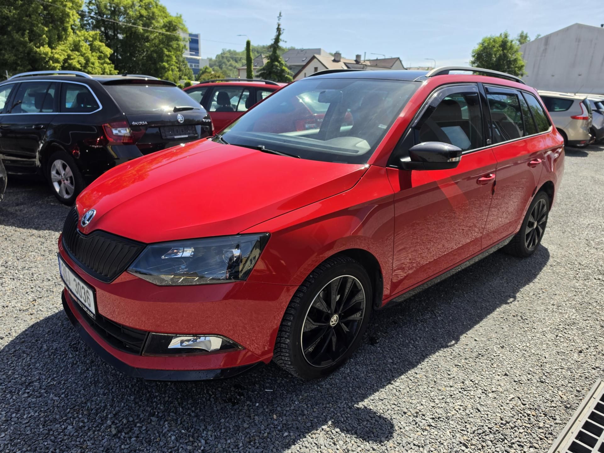 Škoda Fabia, 1.2 TSI Monte Carlo Panorama - fotka 2