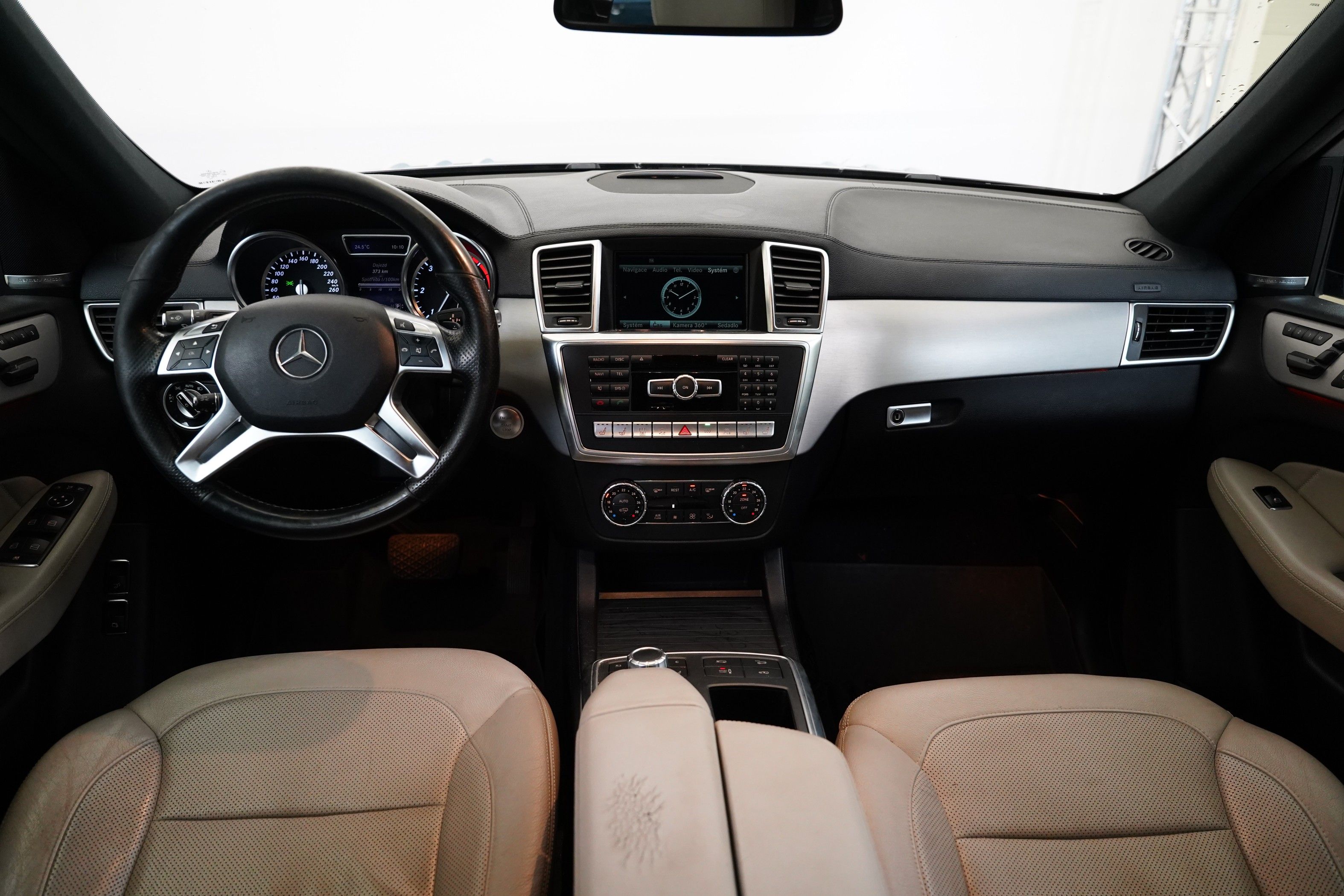 Mercedes-Benz GL, GL 350 BlueTEC 4MATIC - fotka 5