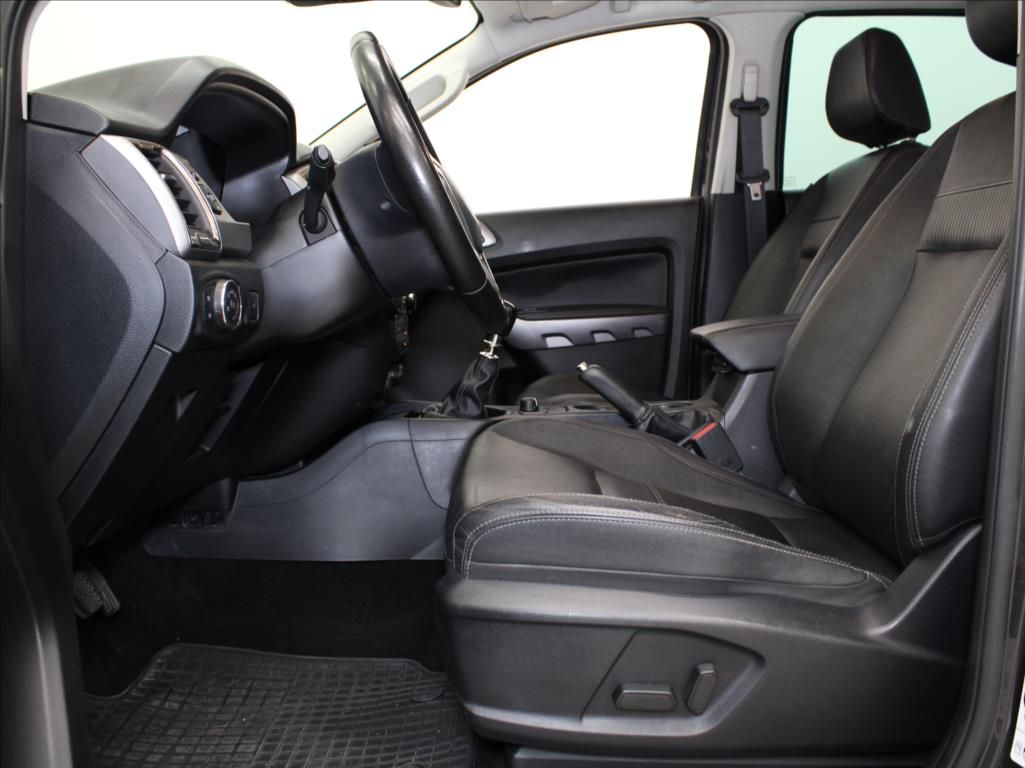 Ford Ranger, 2,0 Bi-Turbo 157kW Manuál Kůže - fotka 6