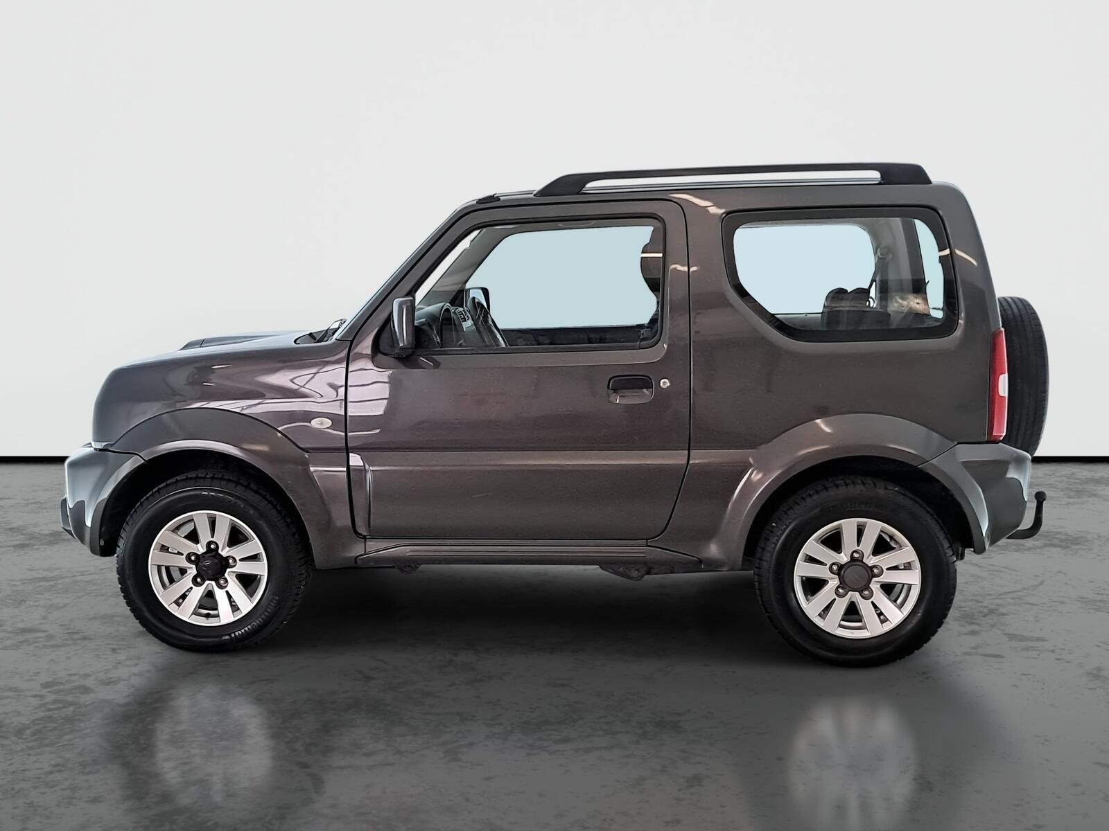 Suzuki Jimny, 1.3 16V, 4X4 - fotka 3