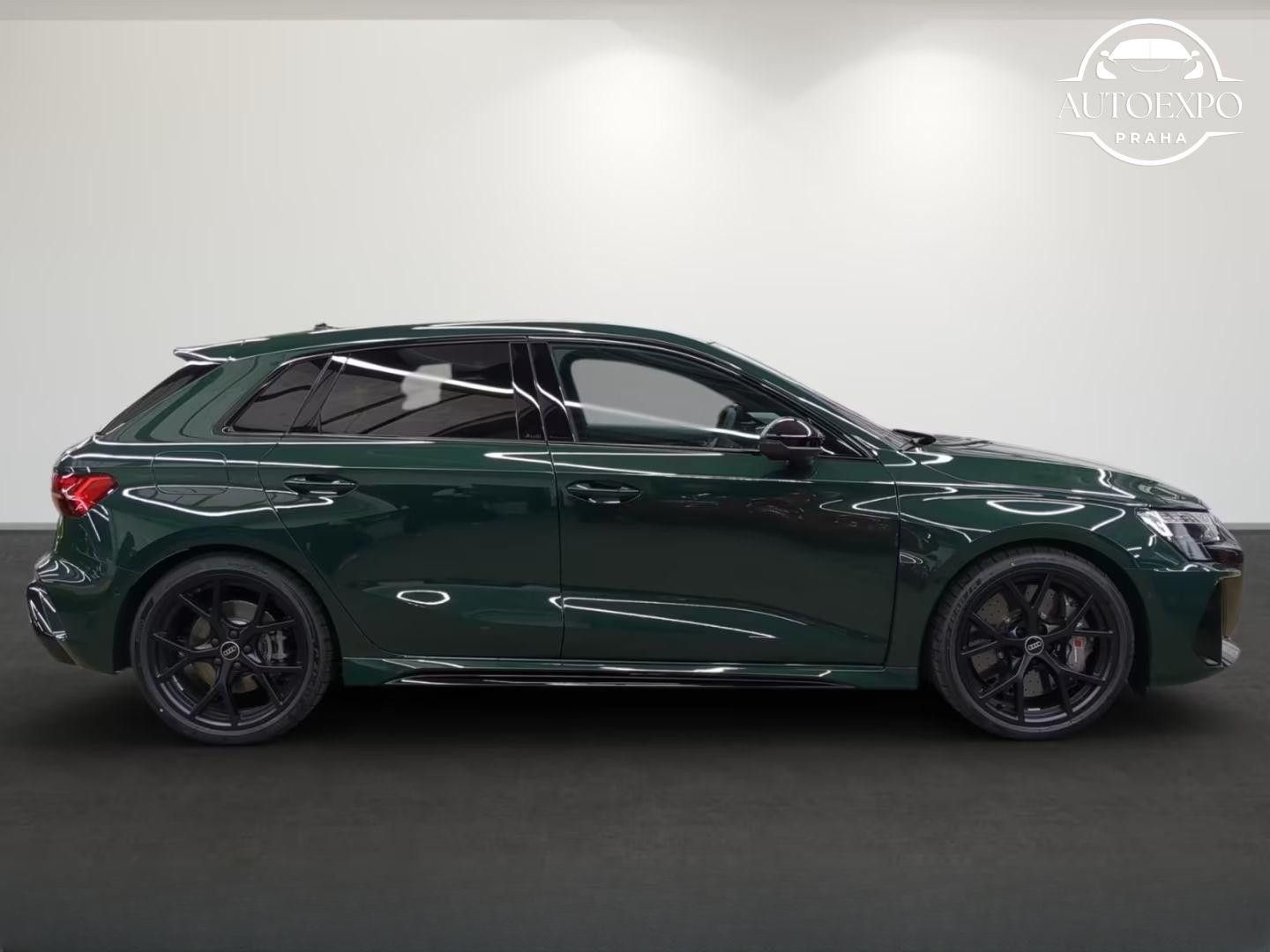 Audi RS3, Sportback quattro* - fotka 3