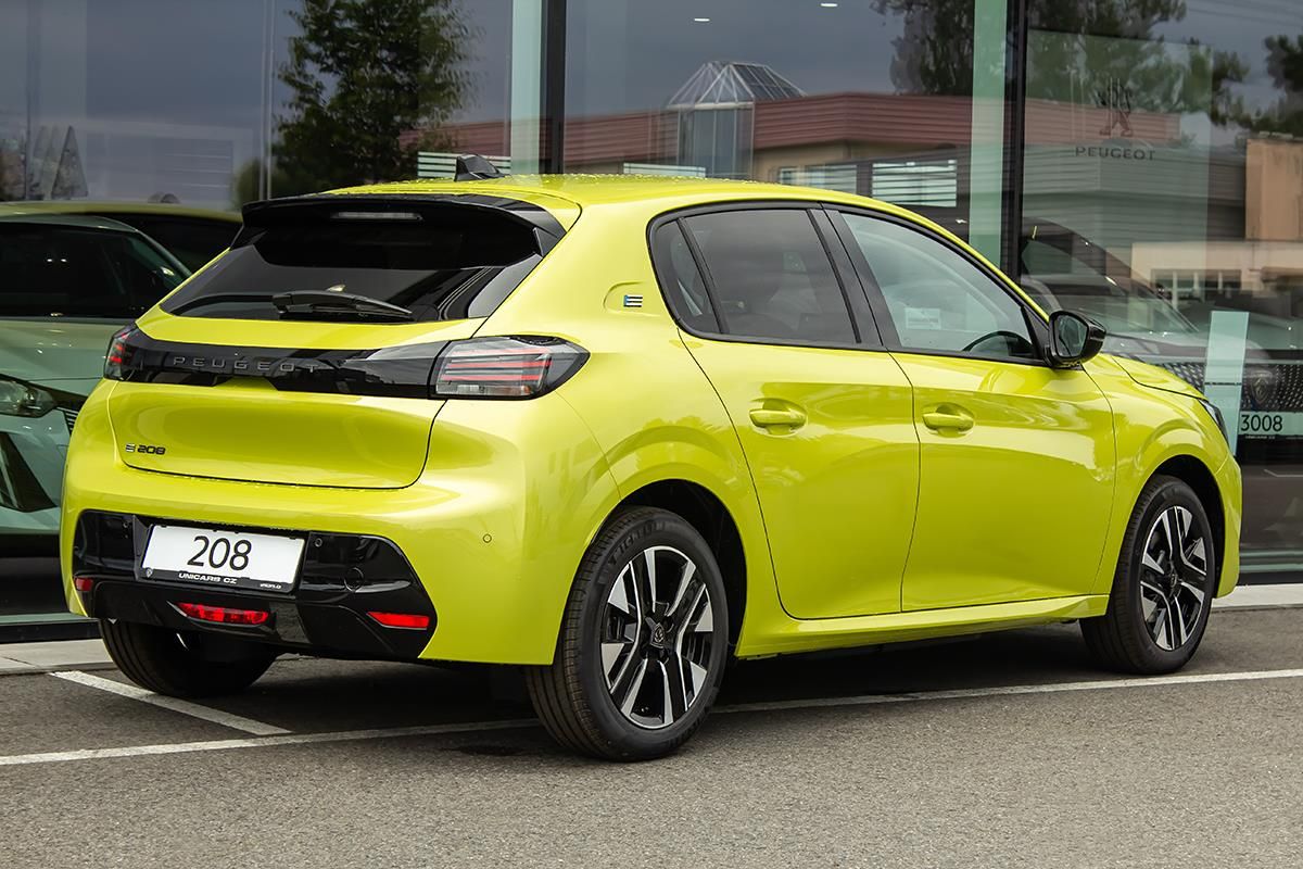 Peugeot 208, ALLURE Elektromotor 100 - fotka 5