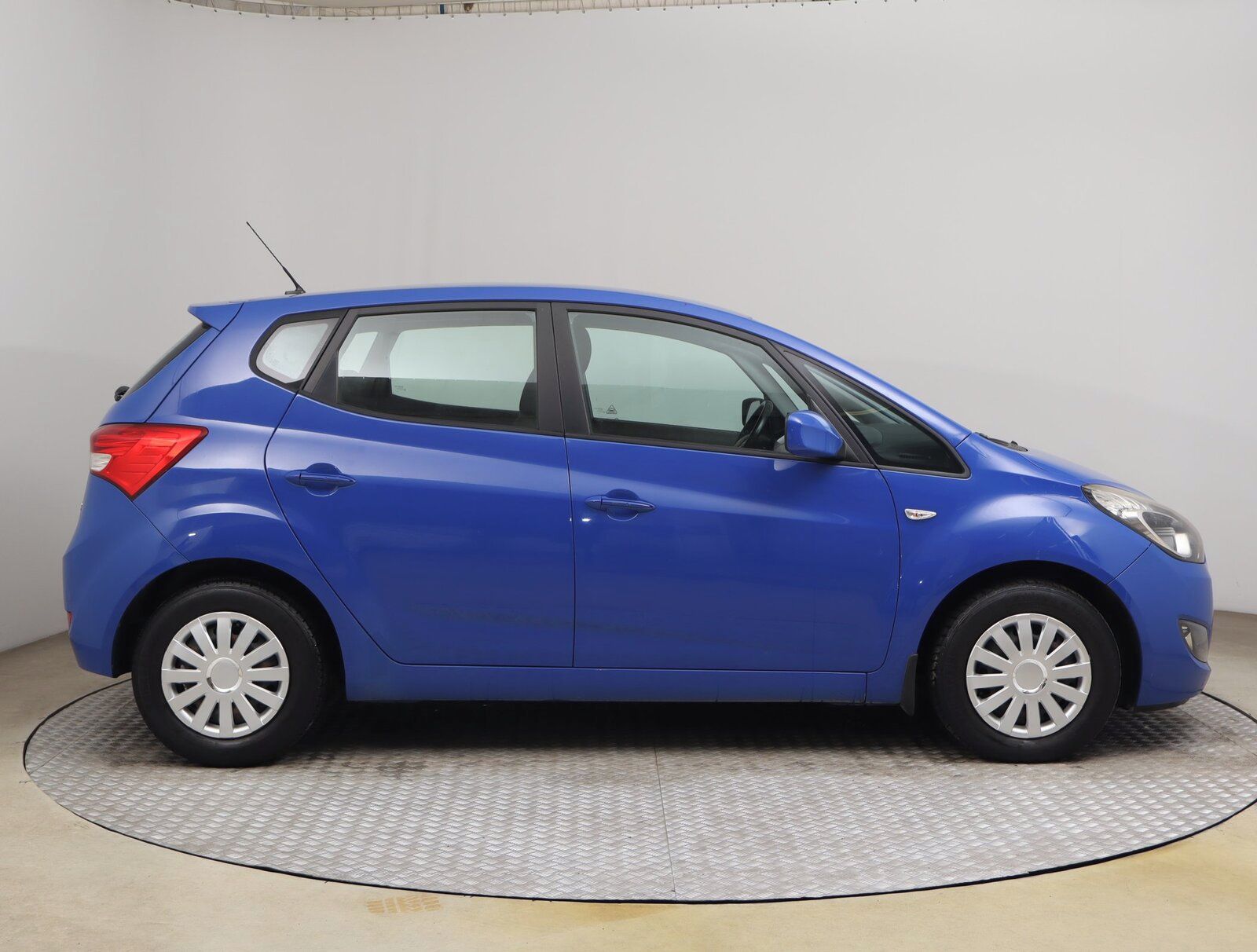 Hyundai ix20, 1.4 CRDi, NOVÁ CENA - fotka 6