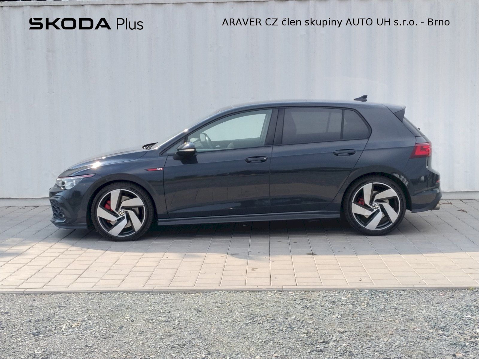 Volkswagen Golf, 2,0 TSI GTI 180kW DSG DPH - fotka 3