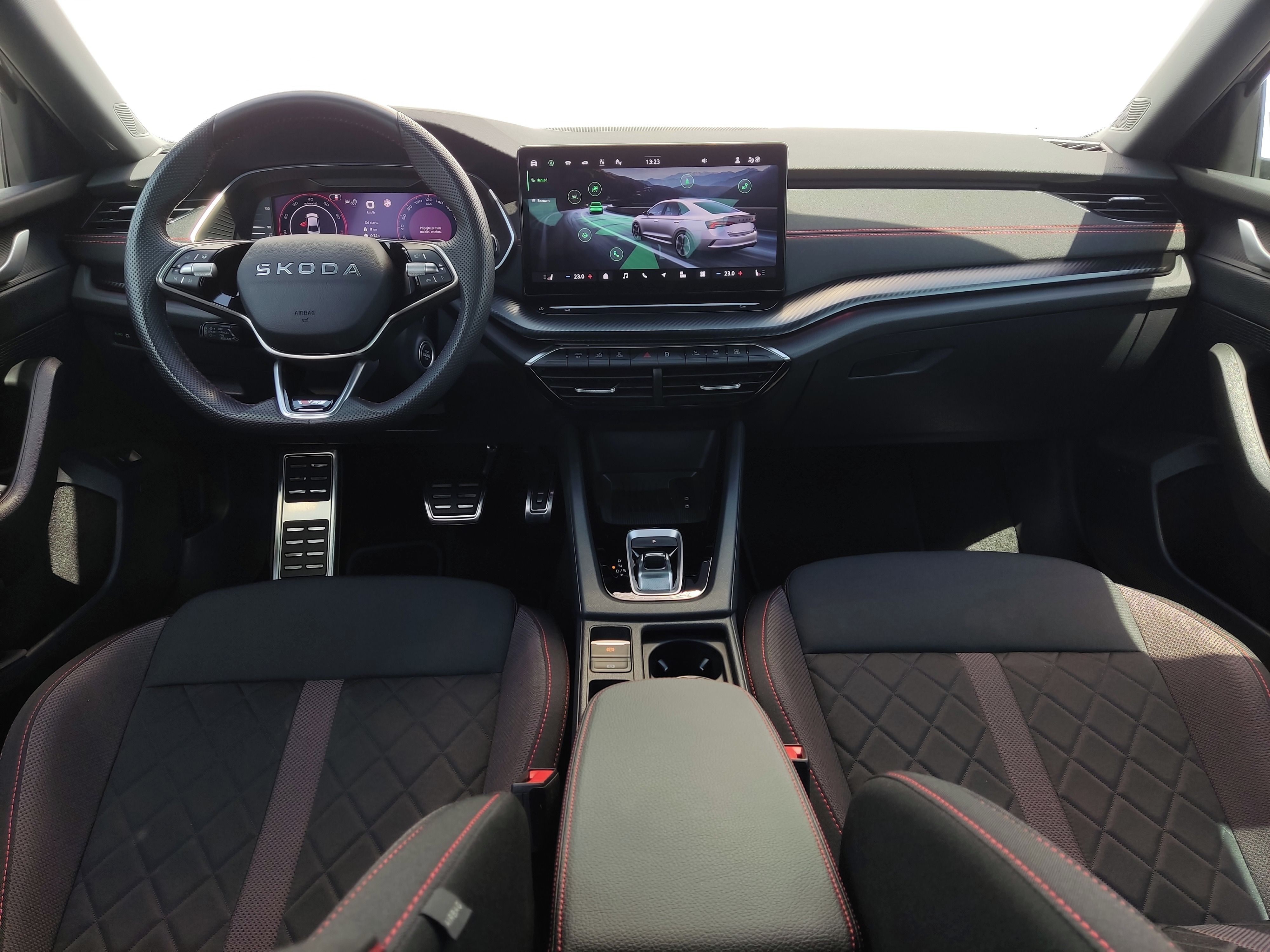 Škoda Octavia, 2.0 TSI 195 kW DSG RS - fotka 5