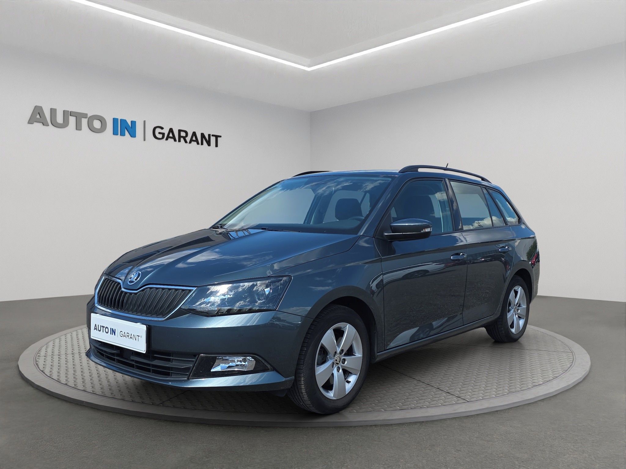 Škoda Fabia, Style 1.0 TSi 81kw, serv. knih