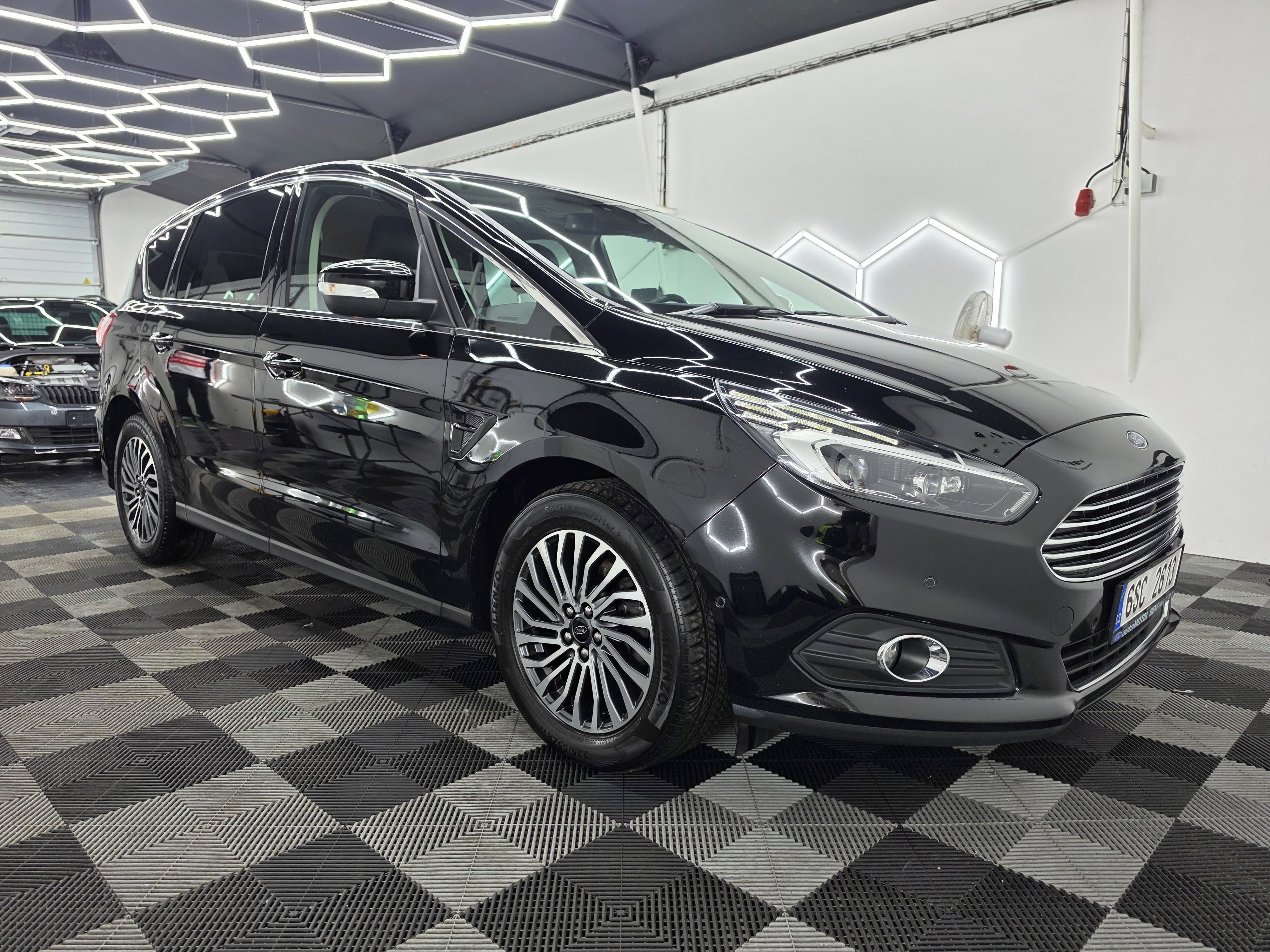 Ford S-MAX