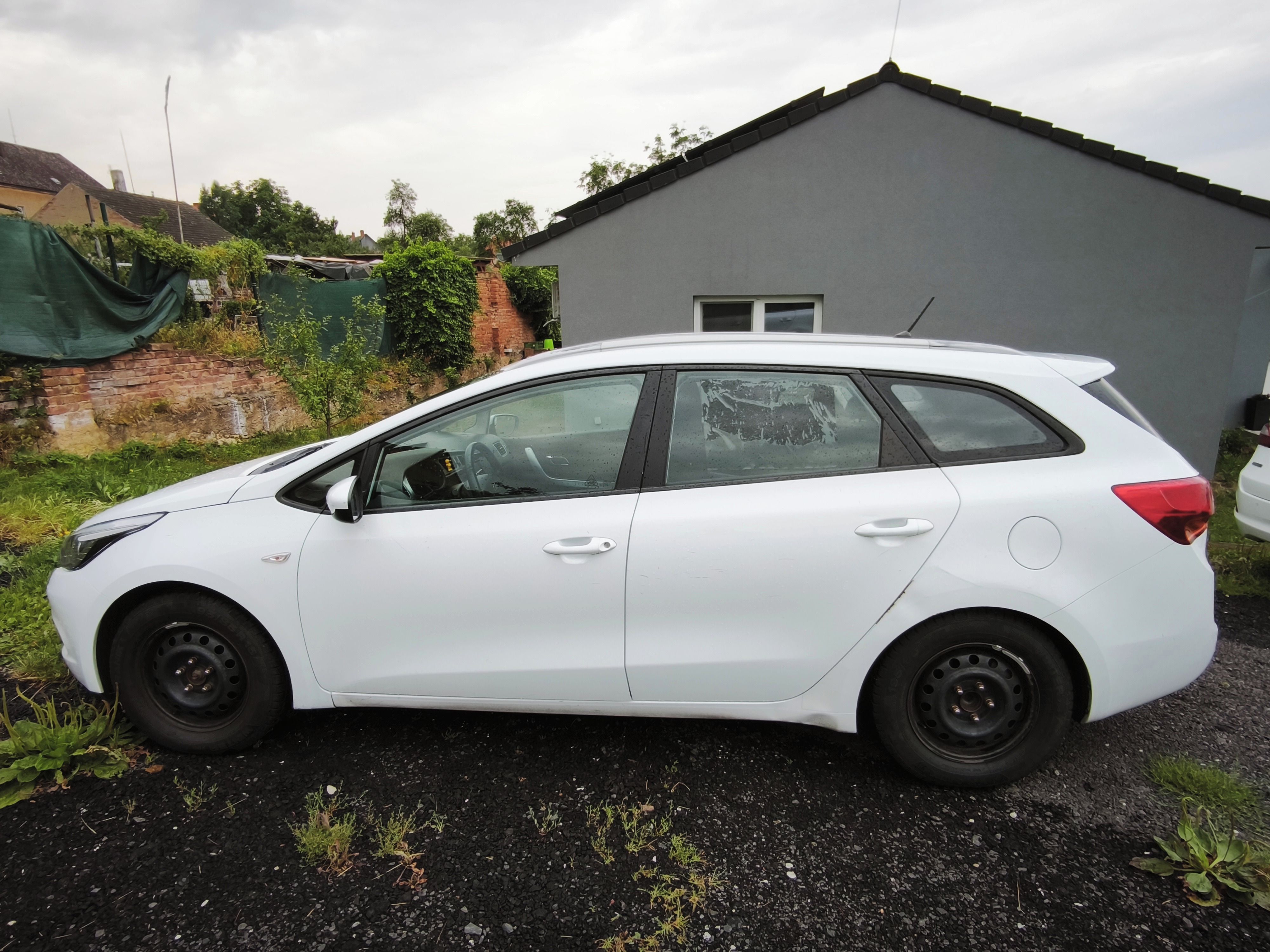 Kia Cee´d, 1.4 CVVT, 73 kW - fotka 5