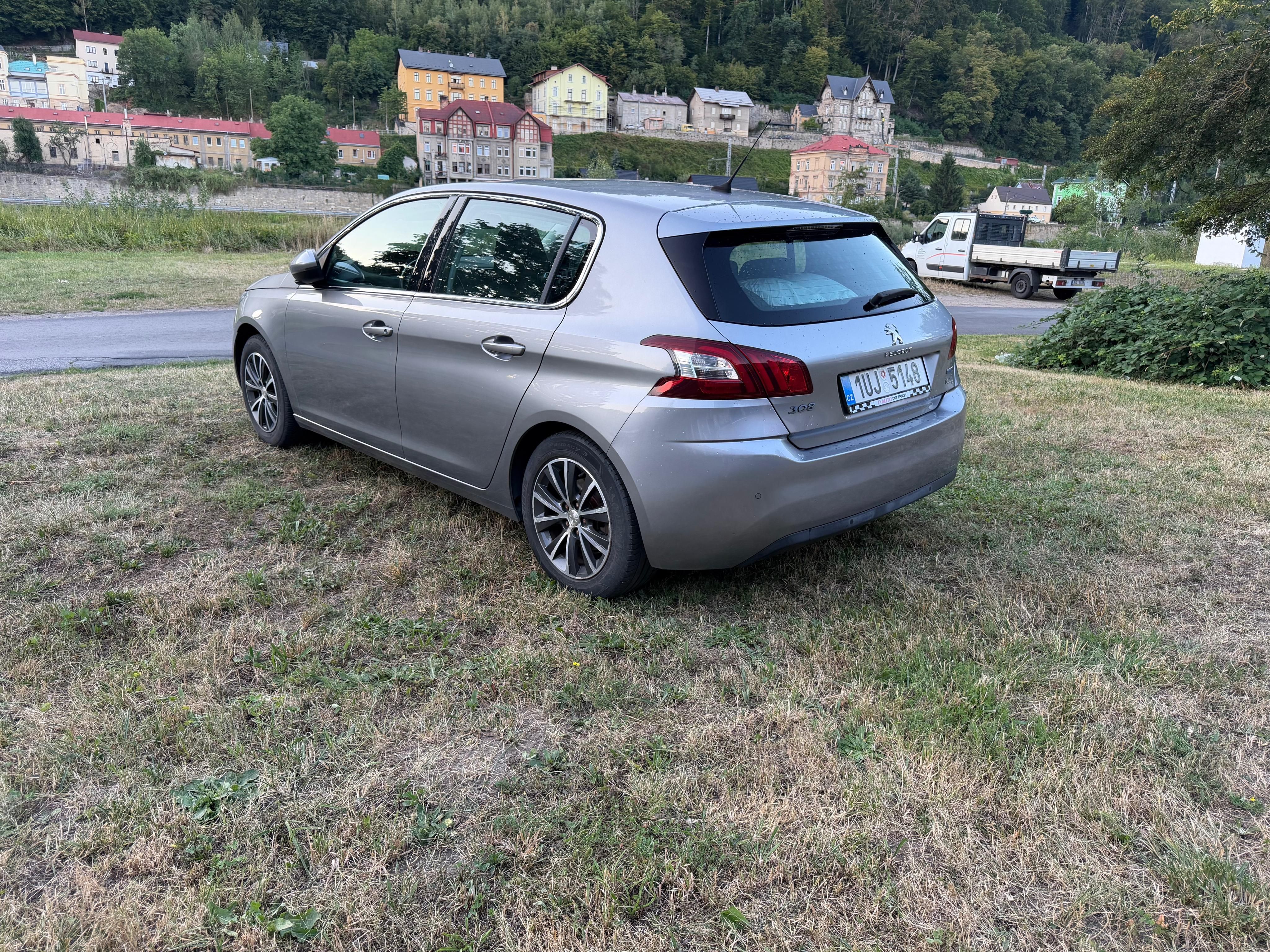 Peugeot 308, Peugeot 308, 1.2 PureTech,96kW - fotka 5
