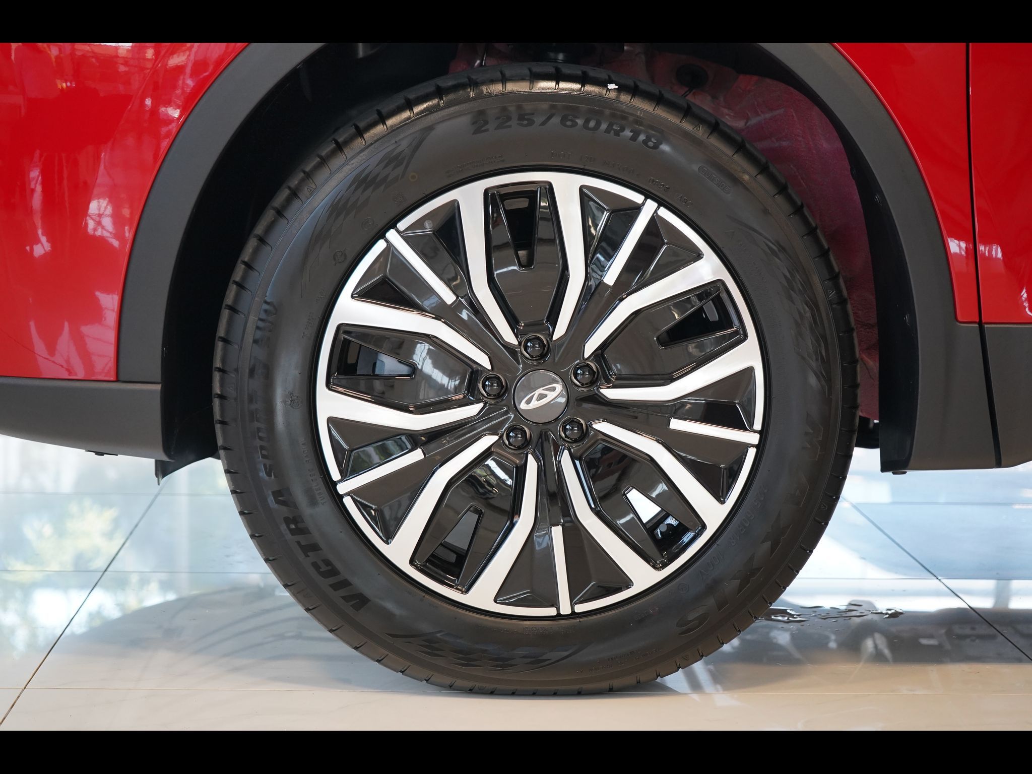 Chery Tiggo 7, UNIQUE 1.5 TGDI HEV - fotka 5