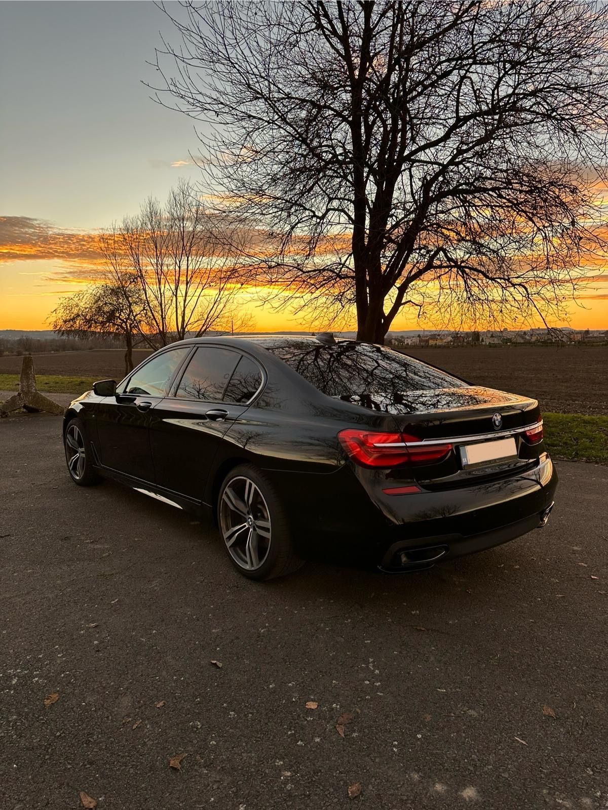BMW Řada 7, Manažerská limuzína BMW 750