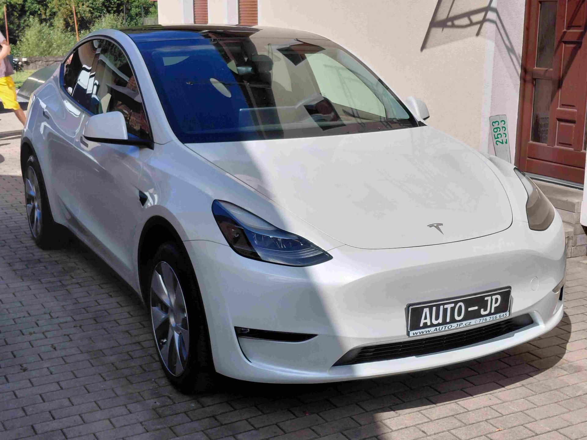 Tesla Model Y, AWD Long Range    PŘIPRAVUJEME - fotka 2