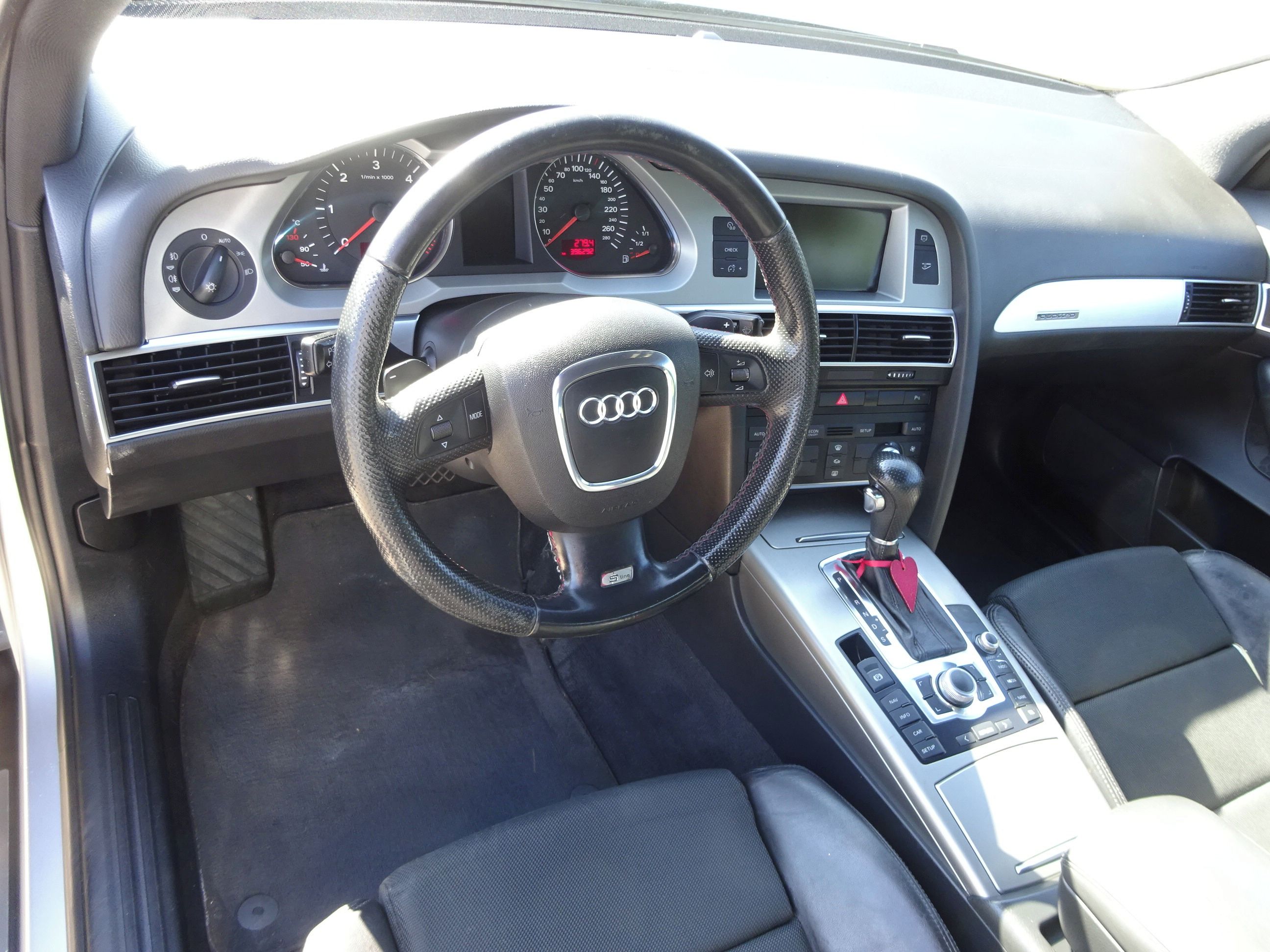 Audi A6, 3.0 TDI QATTRO (171 KW) - fotka 5