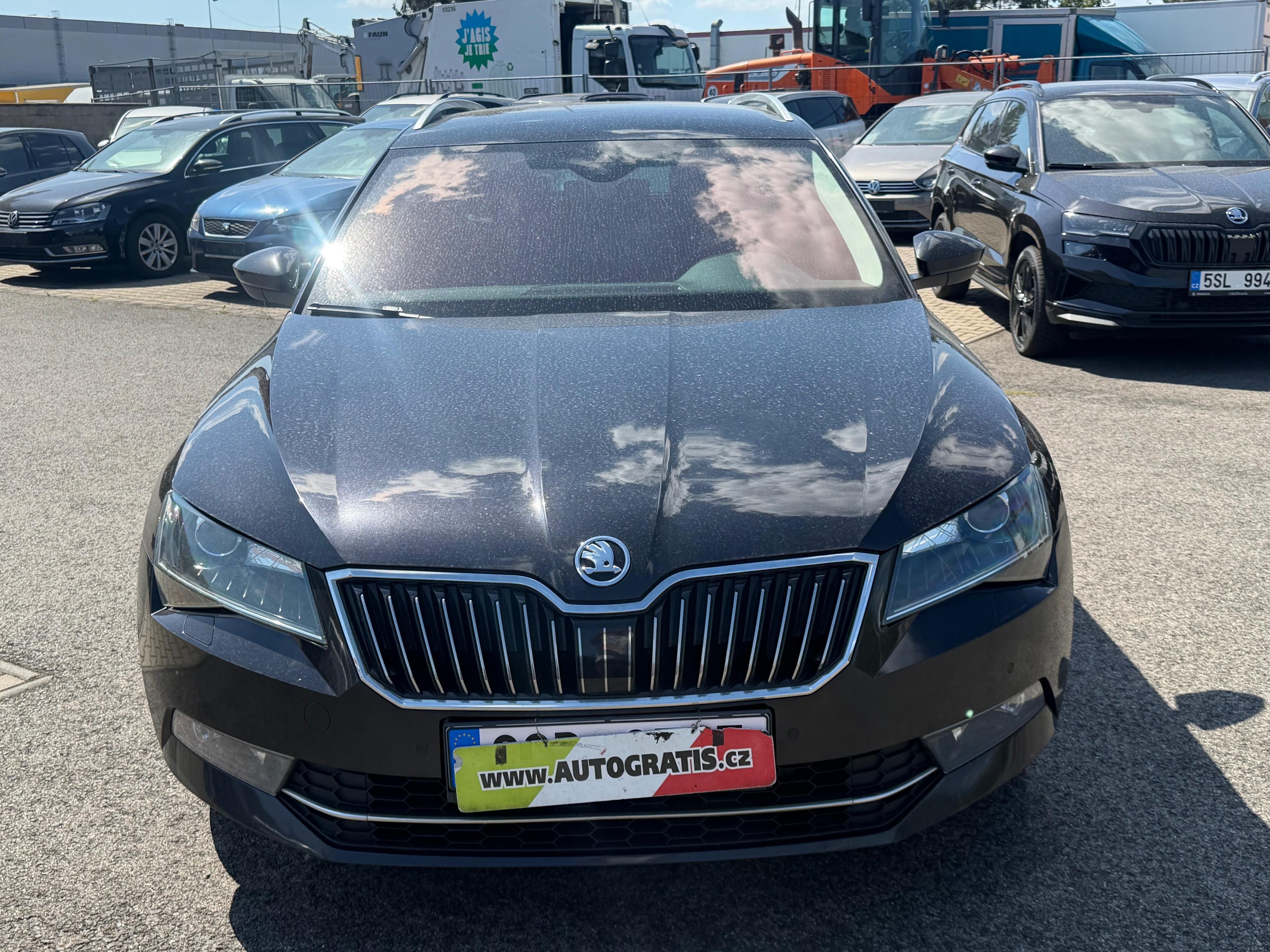 Škoda Superb, 2.0TDI-140-DSG-4X4-VÝBAVA-TOP - fotka 3