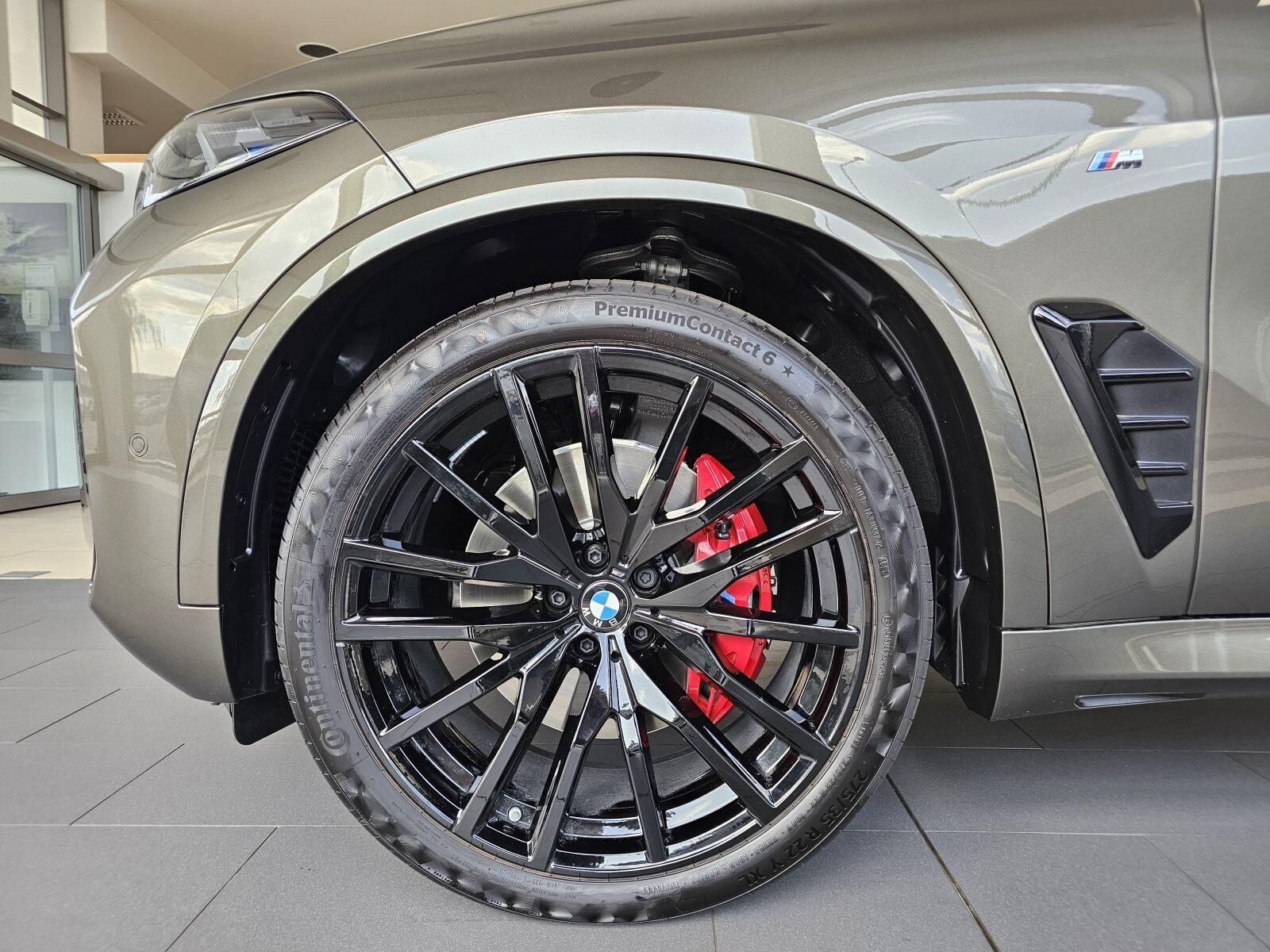 BMW X5, xDrive40d - fotka 4