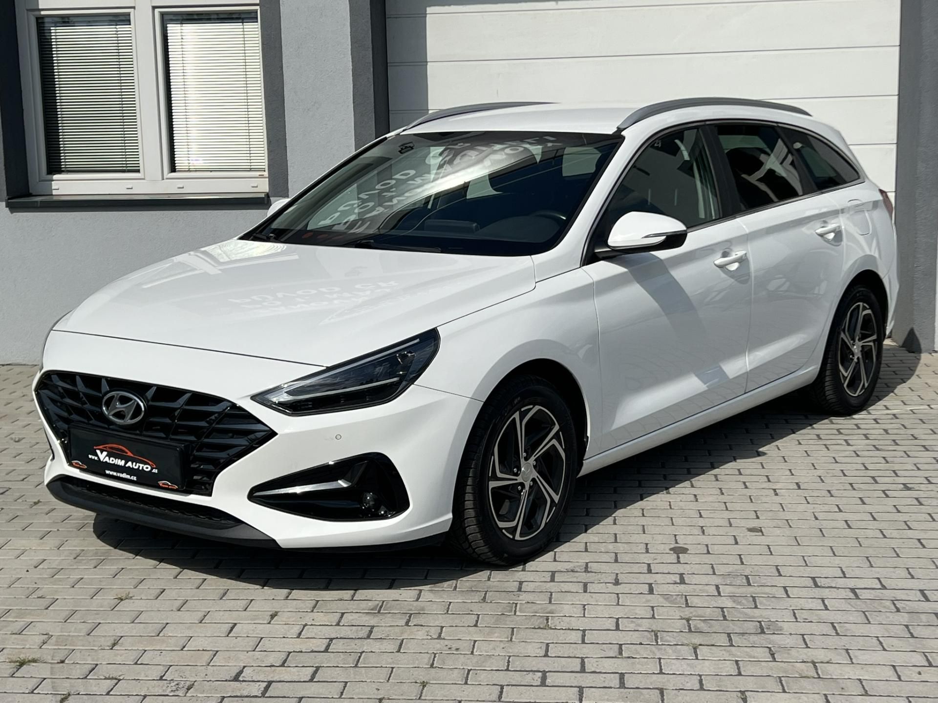 Hyundai i30, 1.6CRDi 85kW SMART 1.MAJITEL - fotka 2