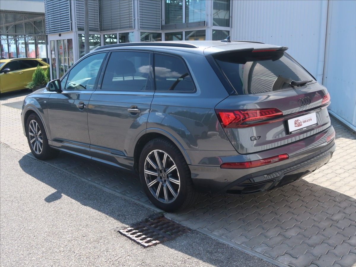Audi Q7, 3,0 TDI Quattro S-Line - fotka 4