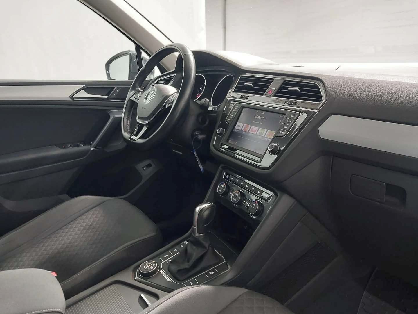 Volkswagen Tiguan, 1.4TSi 110KW 4X4 DSG TOP STAV - fotka 3