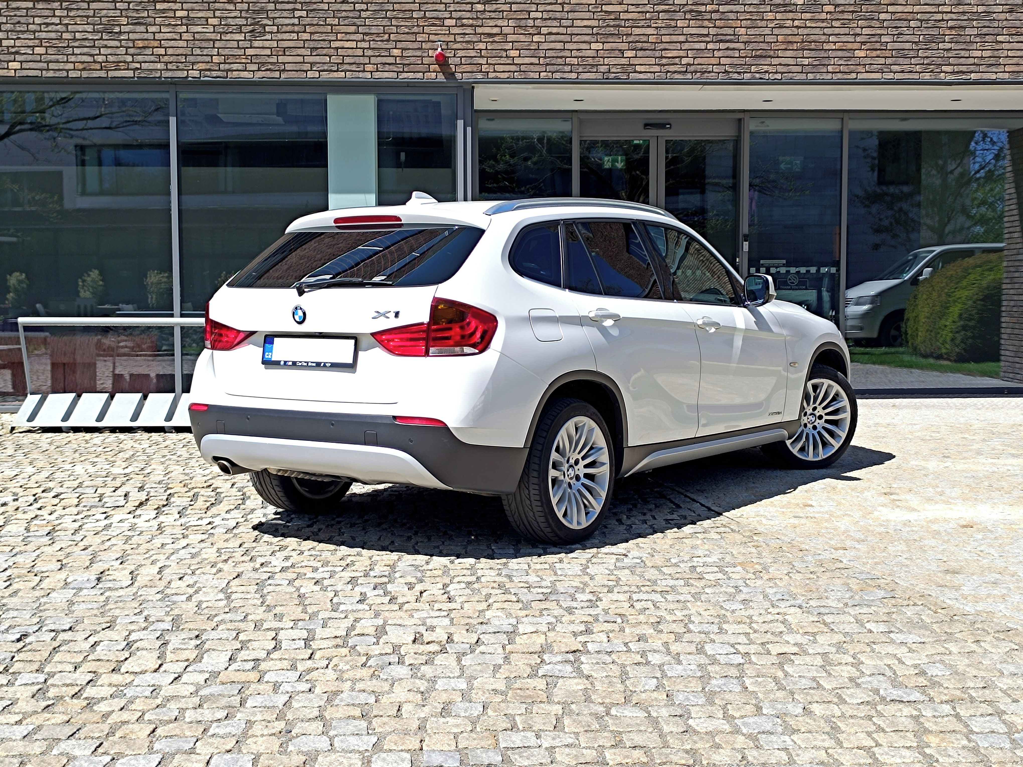 BMW X1, 18d xDrive Xline, Navi, Harman - fotka 5
