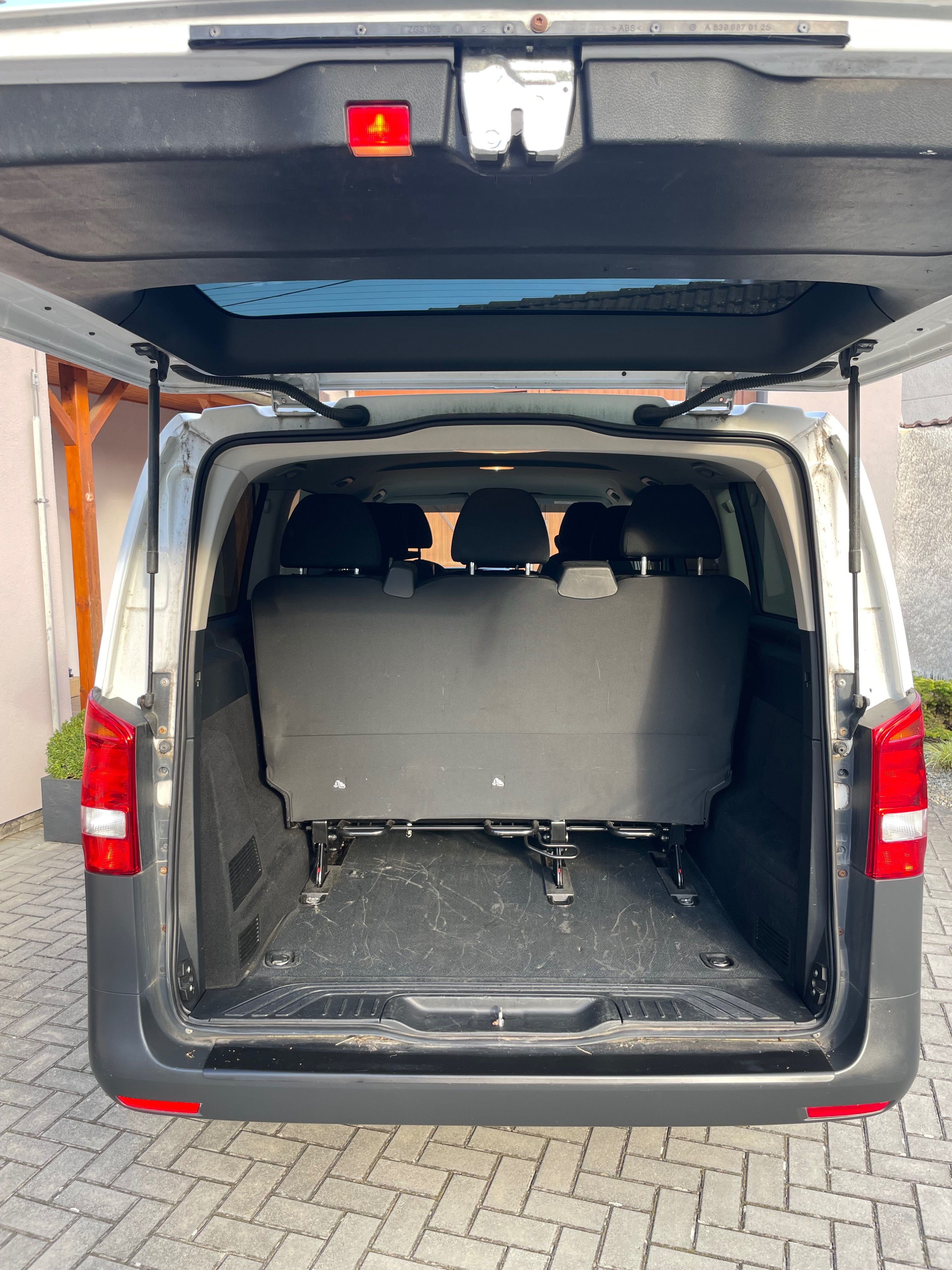 Mercedes-Benz Vito, Tourer 2.2 CDi 116 bluetec DPH - fotka 6