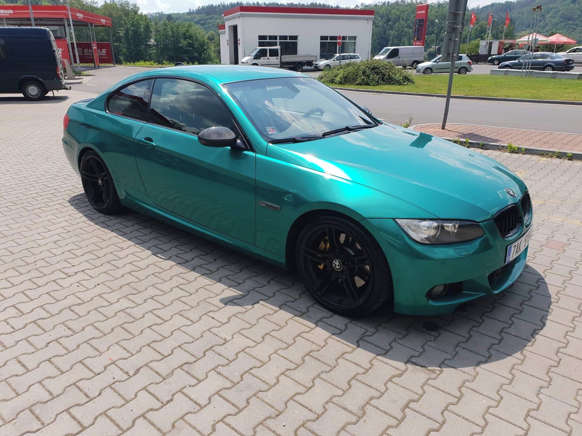 BMW Řada 3, BMW 335i xDrive e92, 290 km/h - fotka 4
