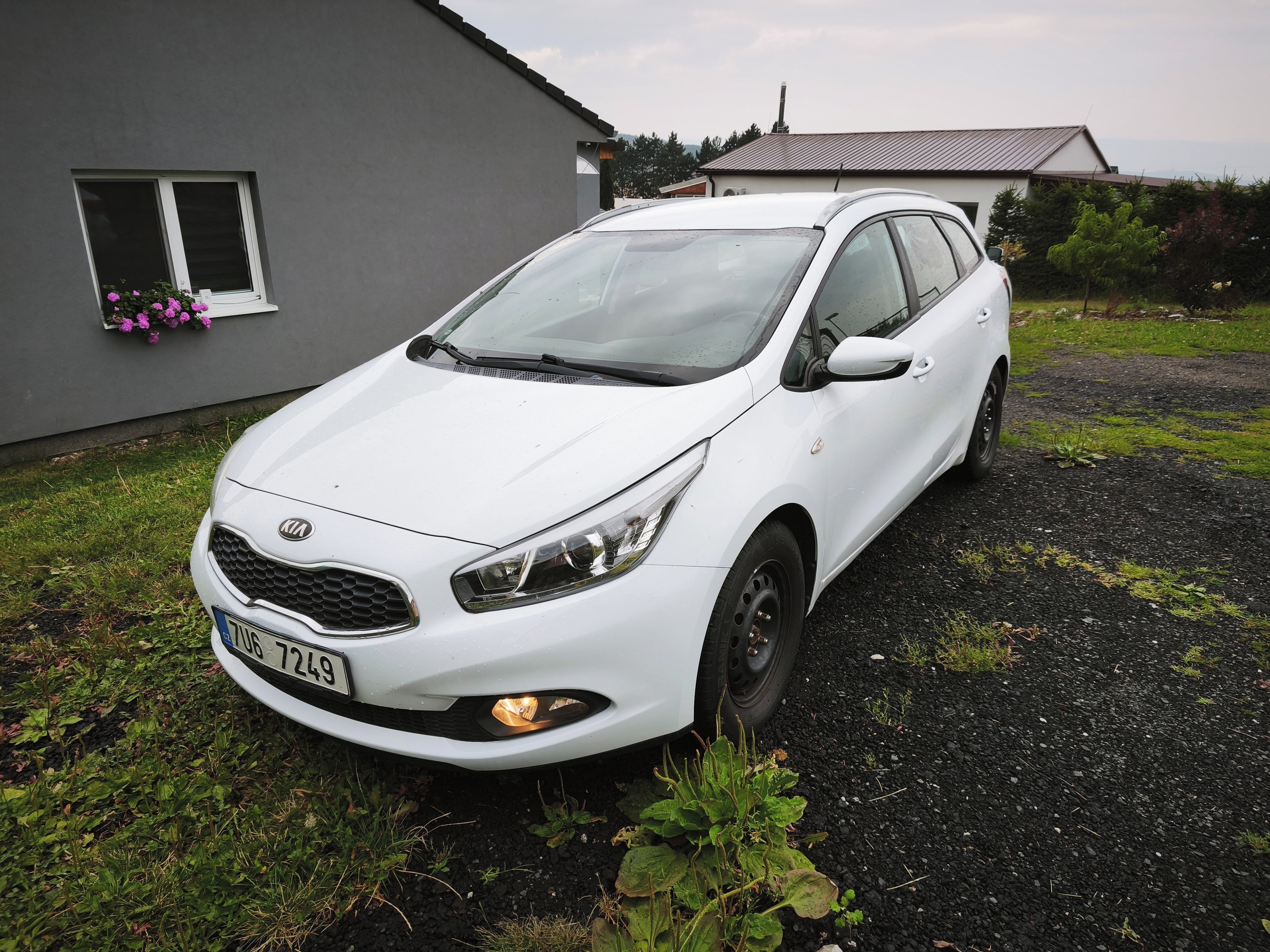 Kia Cee´d, 1.4 CVVT, 73 kW - fotka 6