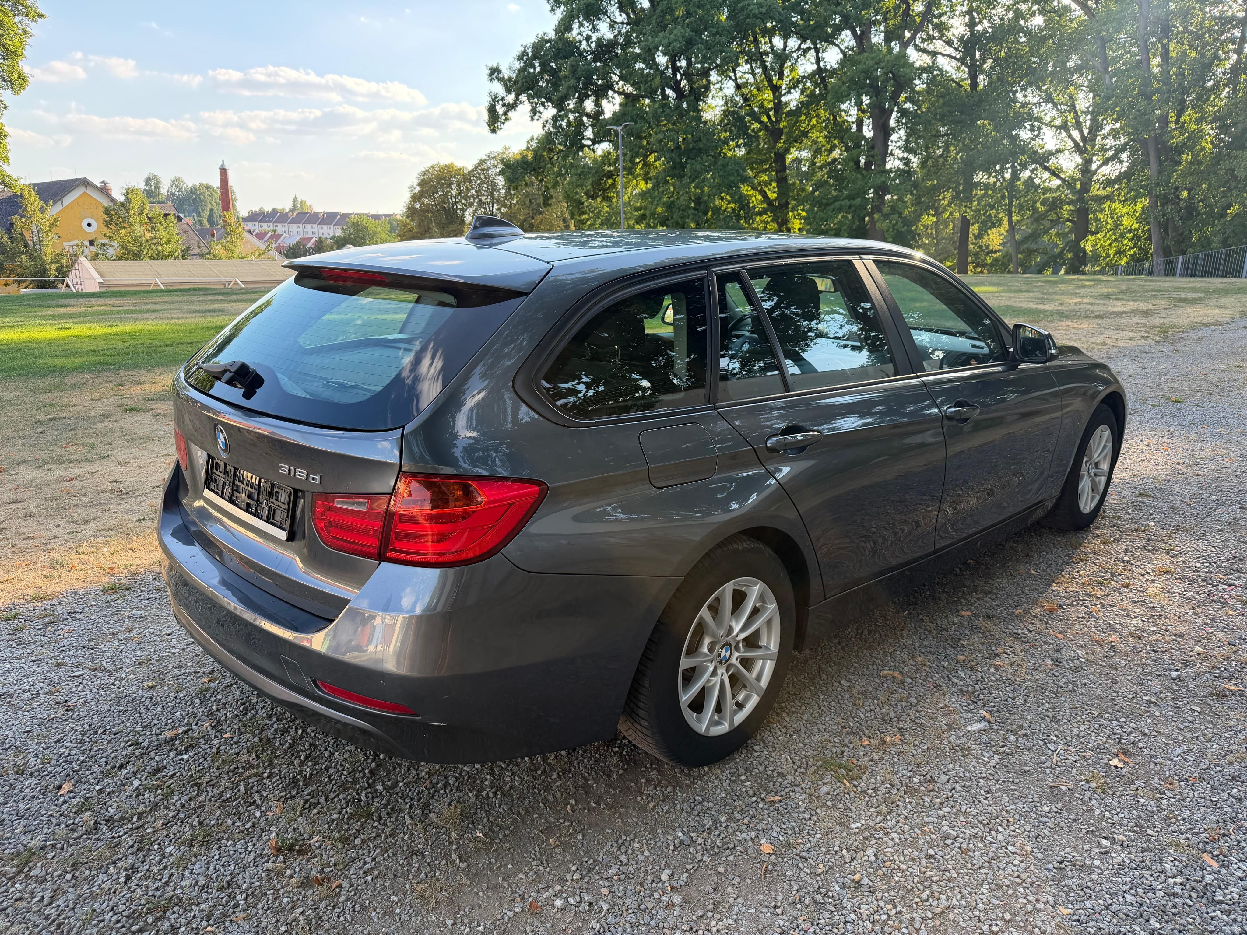 BMW Řada 3, 8st ZF automat - po rozvodech - fotka 5