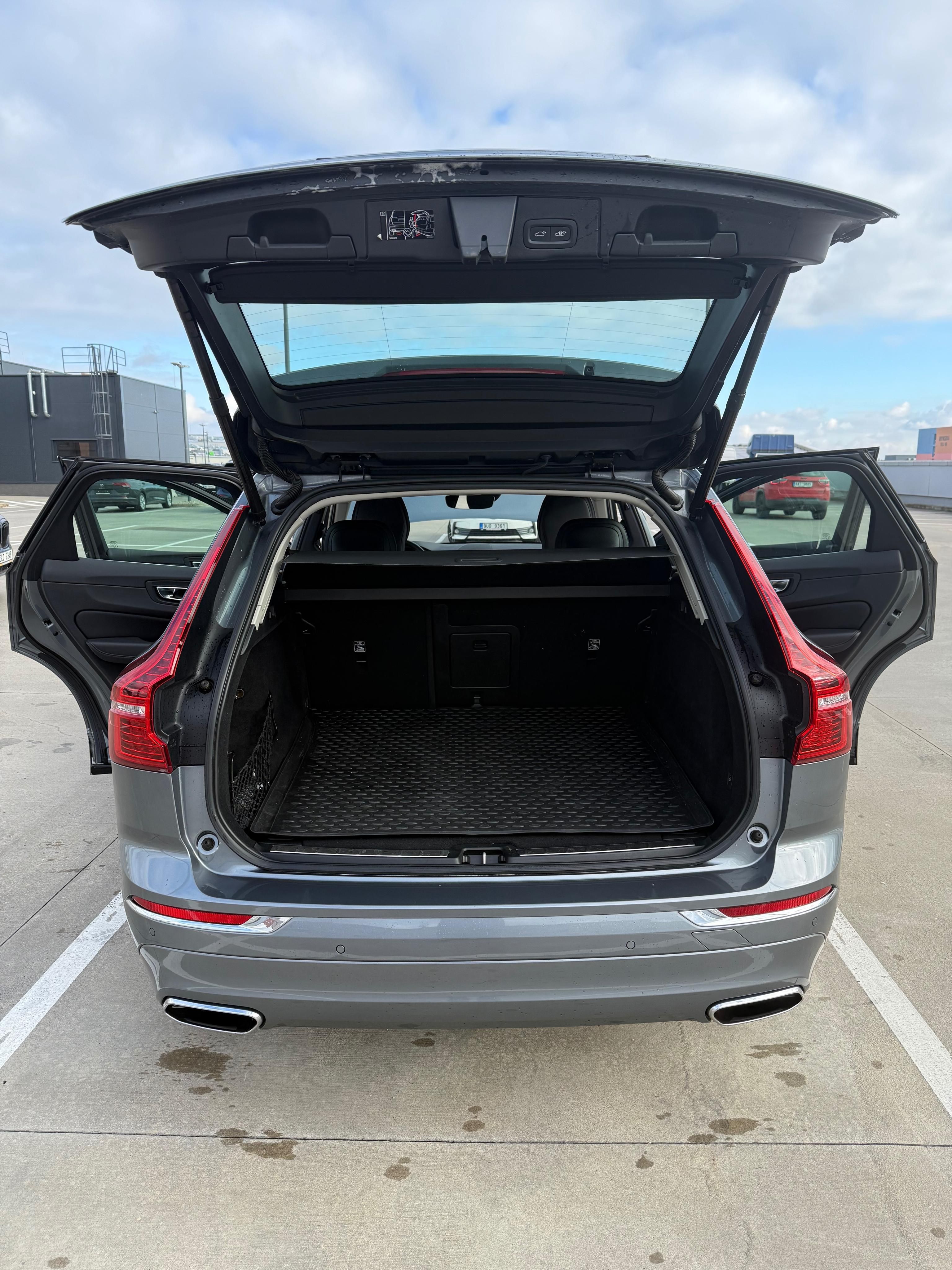 Volvo XC60, VOLVO XC60, TAŽNÉ, DPH, 1.MAJ. - fotka 5
