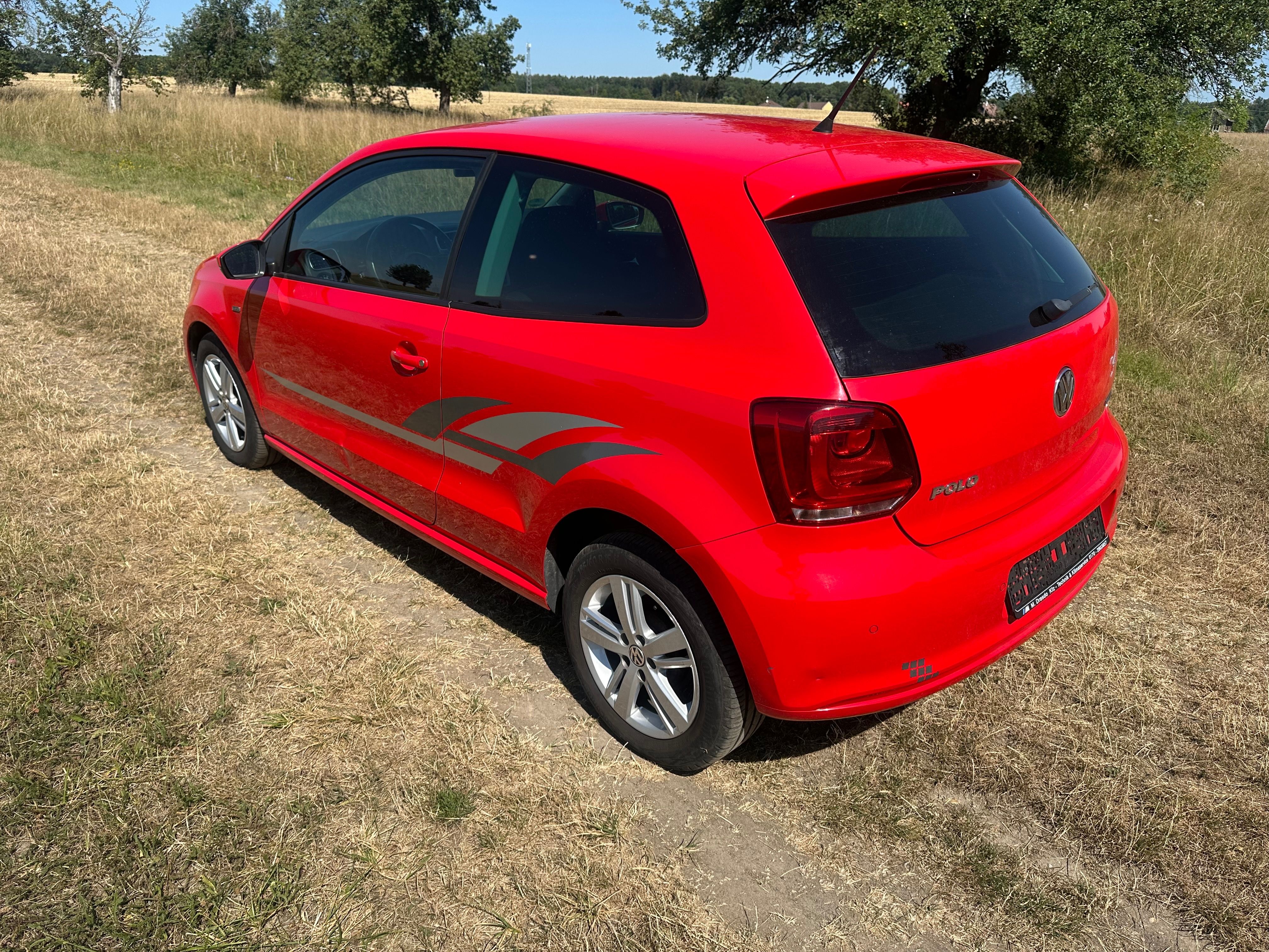Volkswagen Polo, 1.2-51kw-EDICE LIFE-PĚKNY STAV - fotka 4
