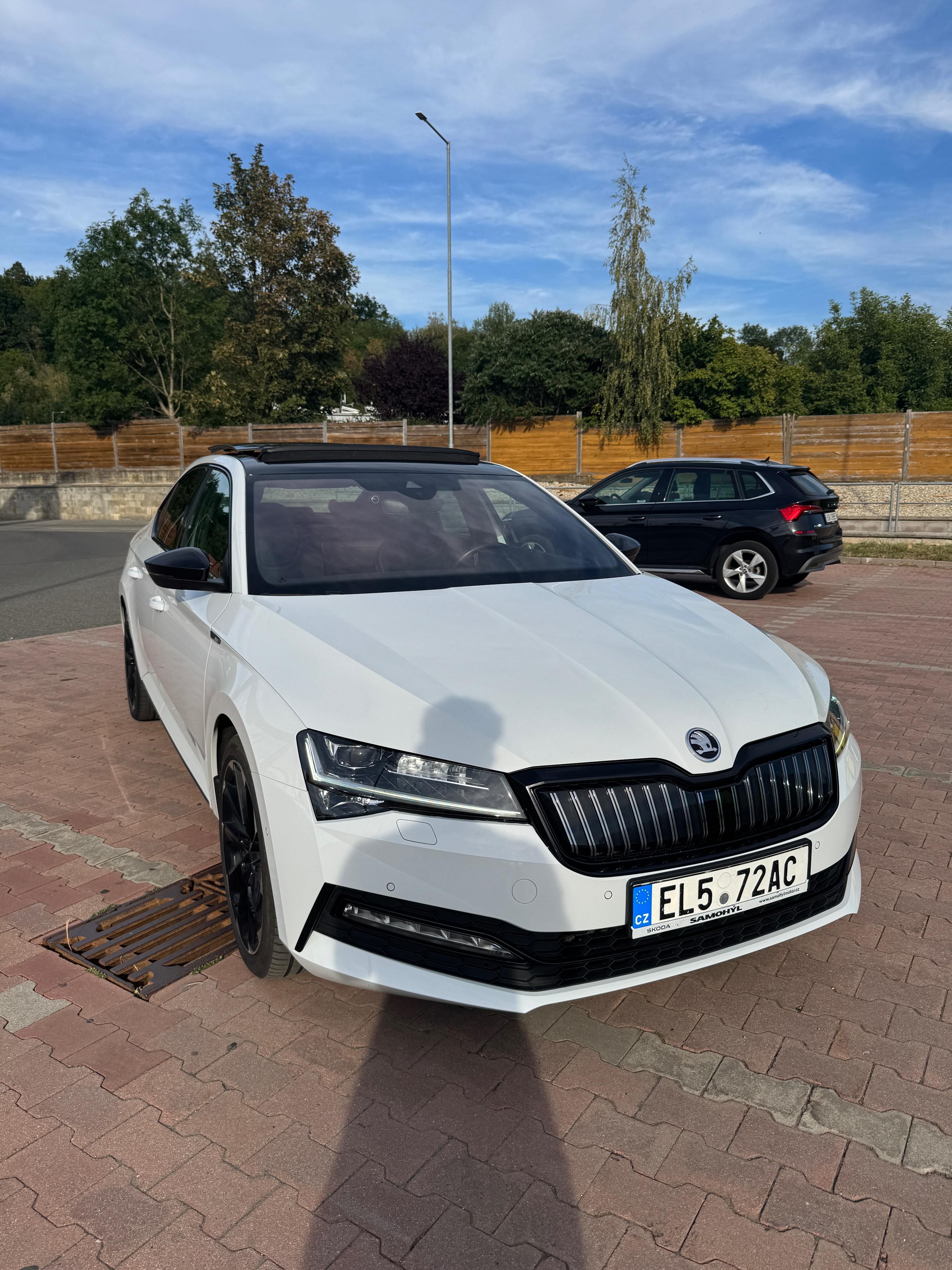 Škoda Superb, Škoda Superb III iV SportLine - fotka 5