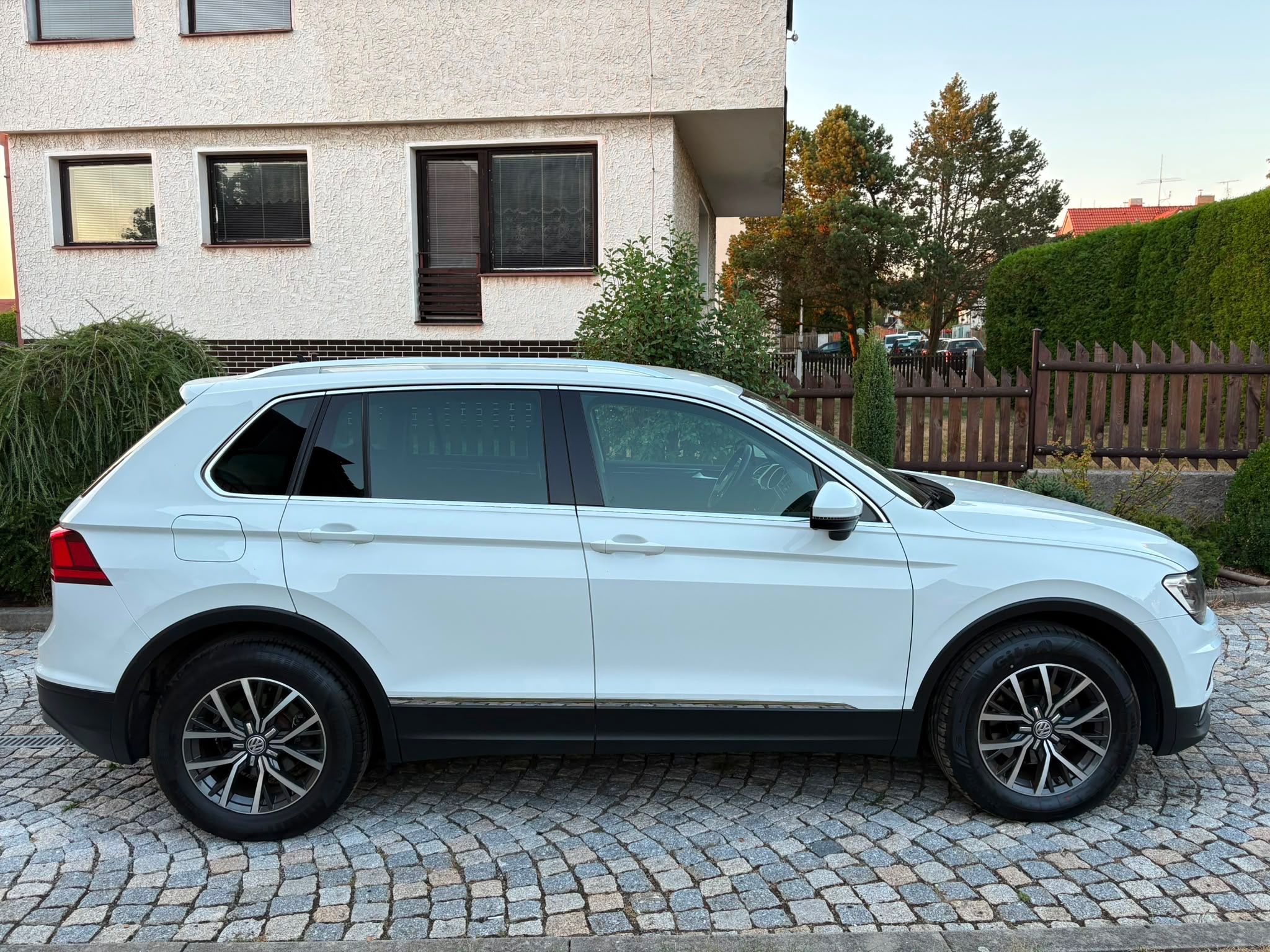 Volkswagen Tiguan, 1,4 TSI 110KW Comfortline - fotka 4