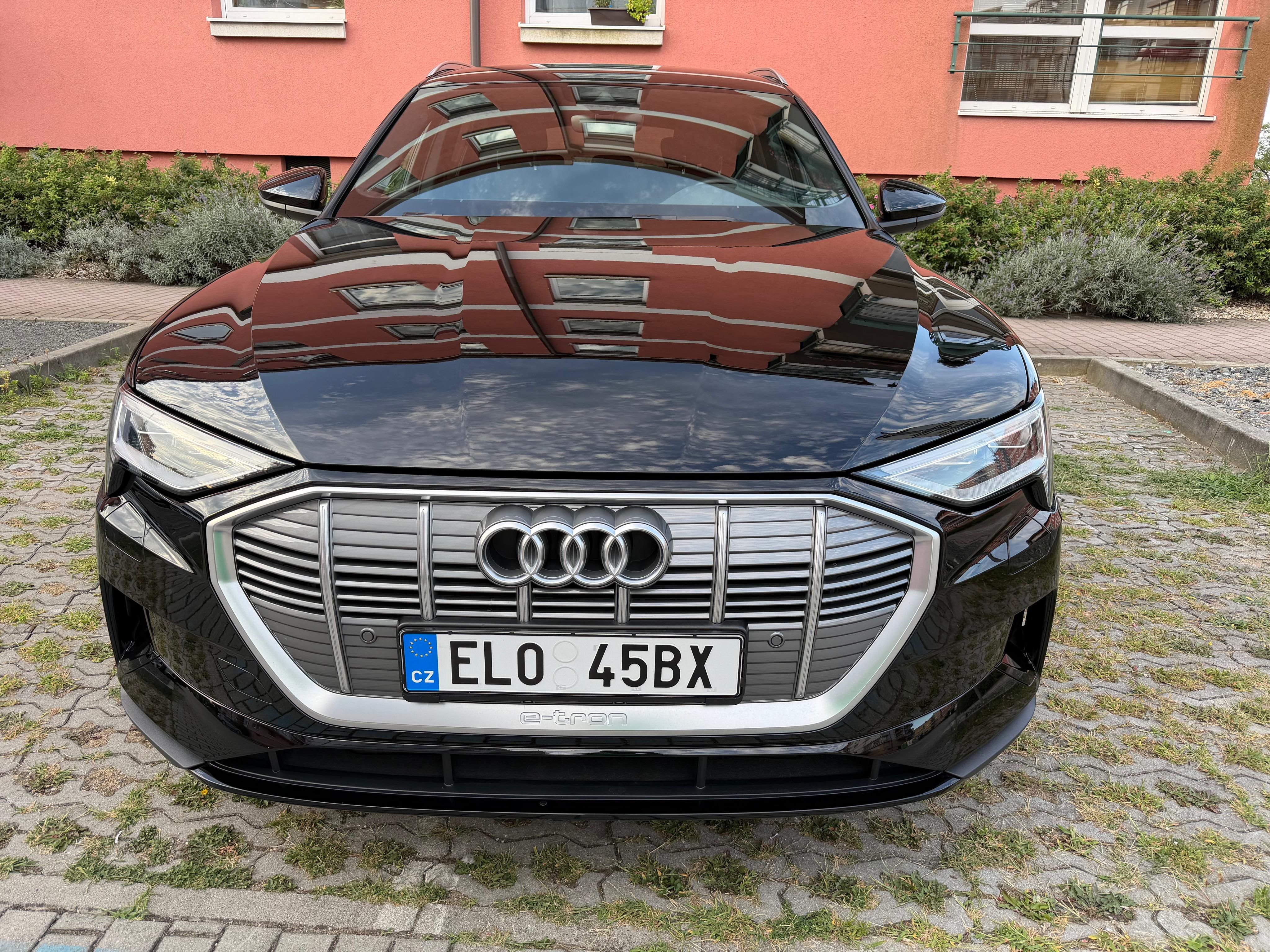 Audi e-tron, 50 quattro najeto 59.tis km - fotka 3