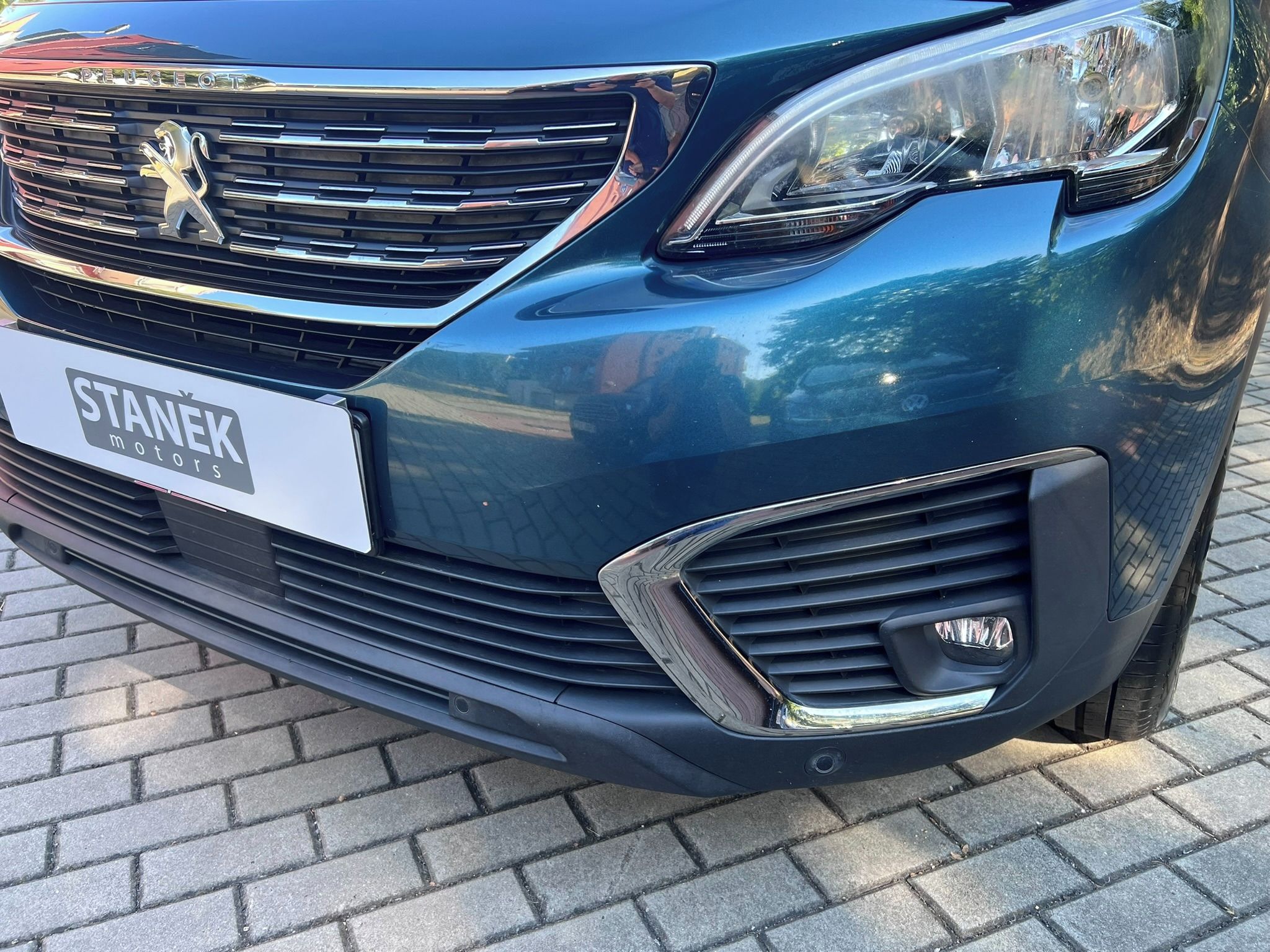 Peugeot 5008, 1.6 BlueHDi 7-míst - fotka 6