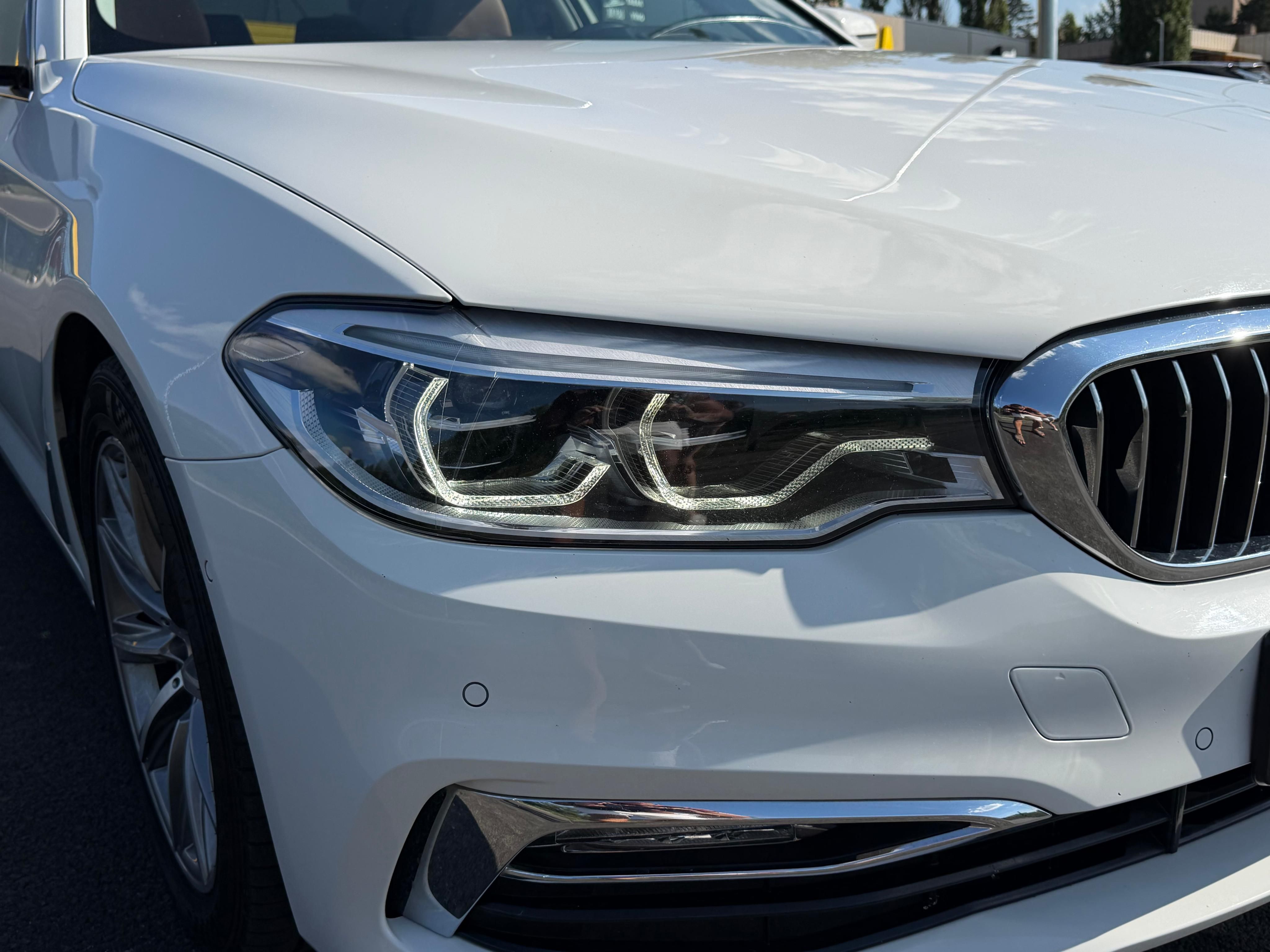 BMW Řada 5, 530d, luxury line, ventilace - fotka 4