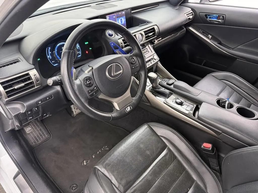Lexus IS 300h, 2.5F SportLine 164kW Ventilace - fotka 3