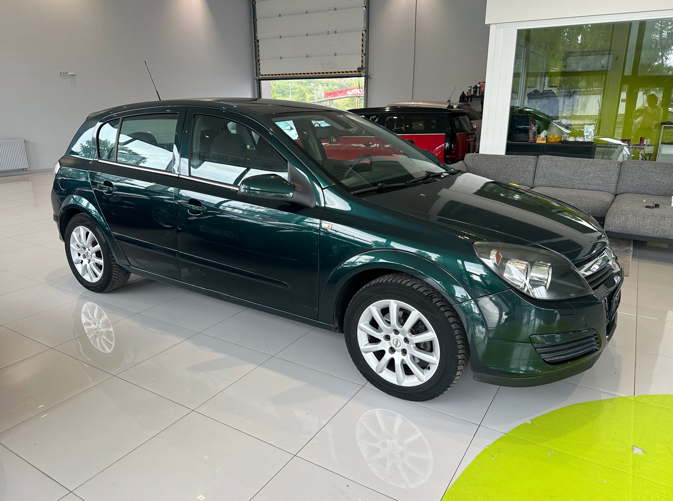 Opel Astra, 1.8 benzin, automat - fotka 2