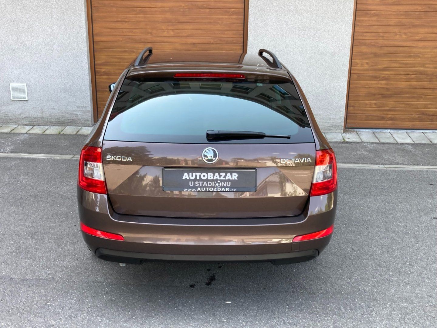 Škoda Octavia, 1.4 TSi 103kW, digi klima,senz - fotka 4